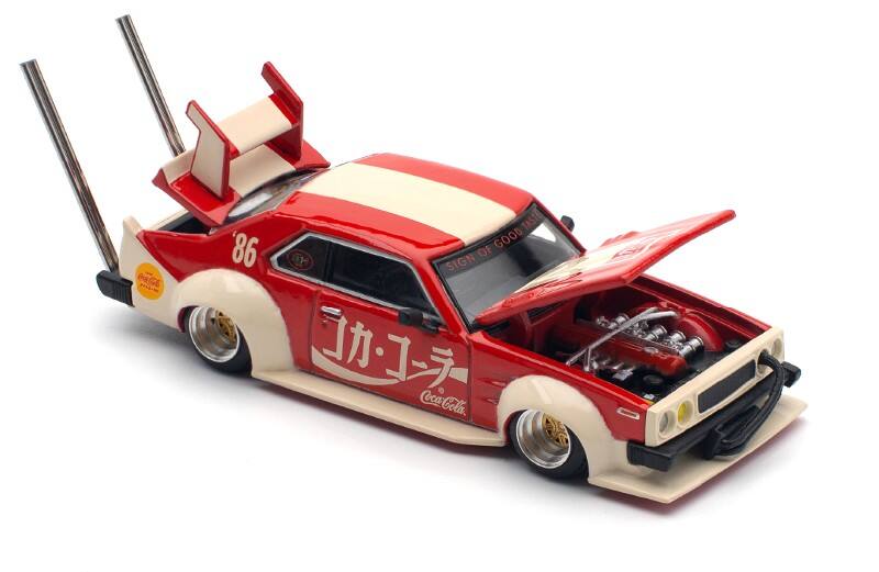 Coca-Cola  
SIGN OF GOOD TASTE  
'86  
Coca-Cola