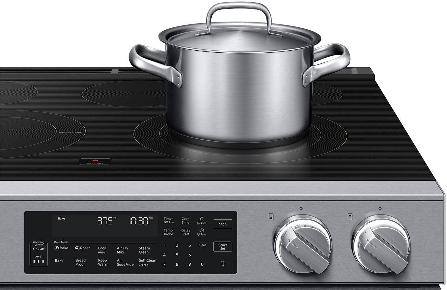 Bake J 375 min 10:30 Timer Off Sec Temp. Probe Cook Time Delay Start 3sec 3sec Stop Warming Center On/Off Level Oven Mode + Bake Bake . Roast Bread Proof Broil MILO Keep Warm Air Fry Steam Max Clean Air Self Clean Sous Vide 2/3/5h 1 4 7 2 5 8 3 6 9 Clear 0 Start Set