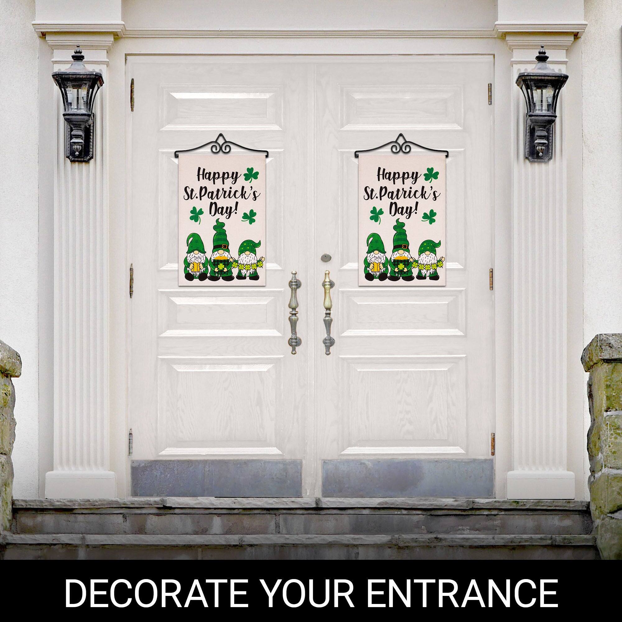 Happy St. Patrick's Day!  
Happy St. Patrick's Day!  
DECORATE YOUR ENTRANCE