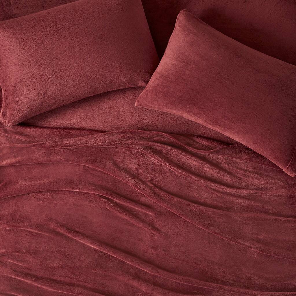 Alt View 2. Gracie Mills - Gracie Mills Dashiell Micro Plush Sheet Set - Burgundy.