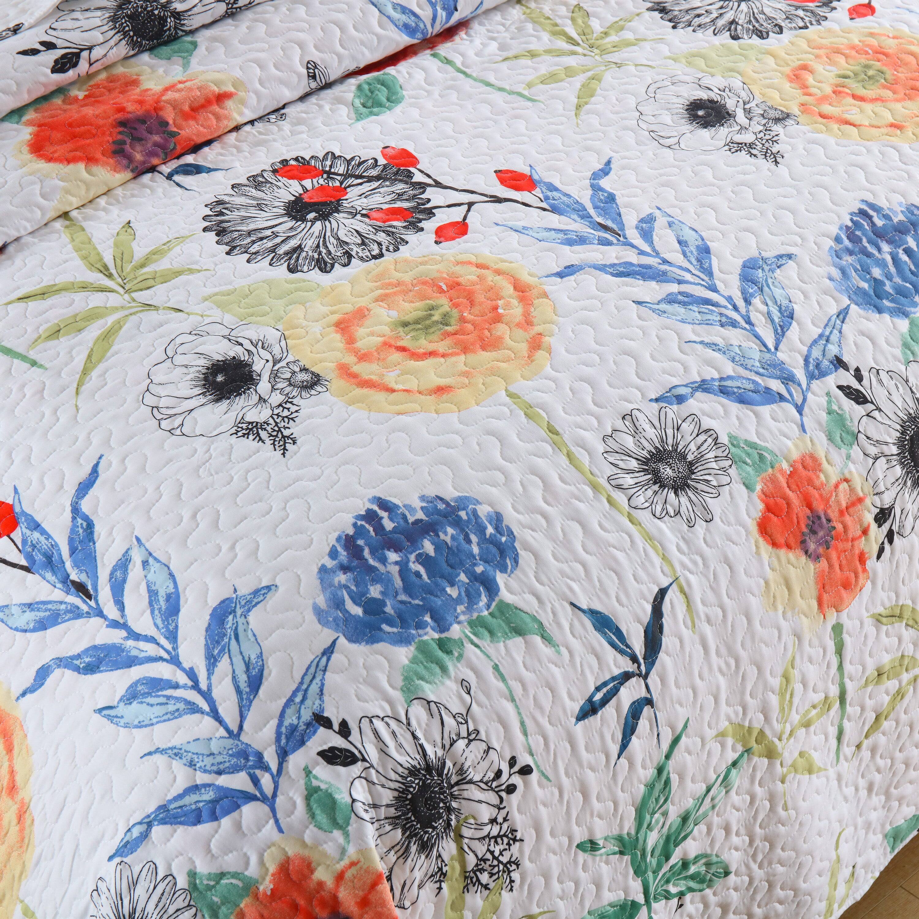 Alt View 1. MarCielo - Marcielo 3 Pcs Printed Floral Lightweight Quilt Bedspread Set - Multi Floral.