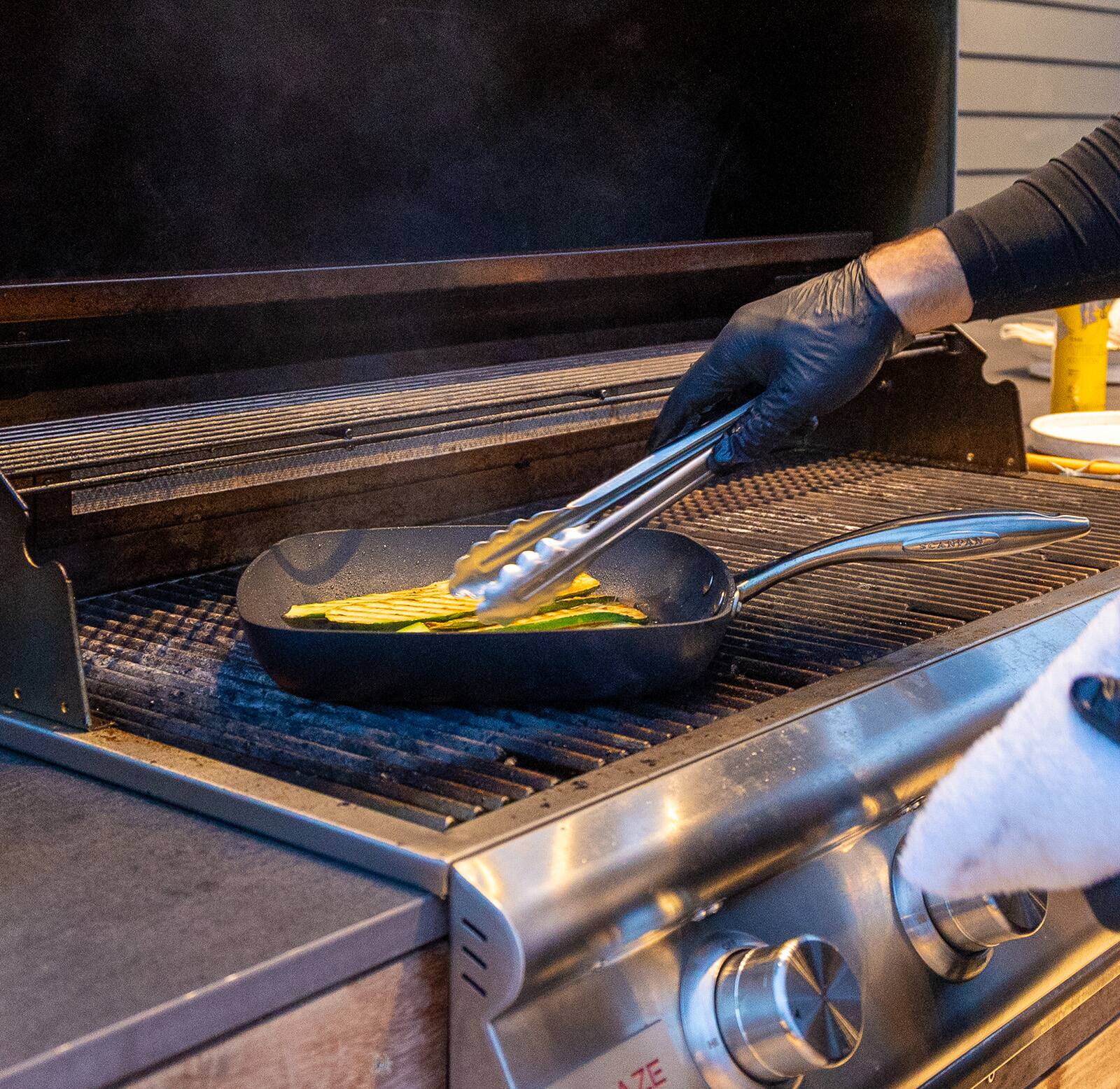Alt View 1. Scanpan - Professional 10.5 Inch Nonstick Grill Pan - Black.