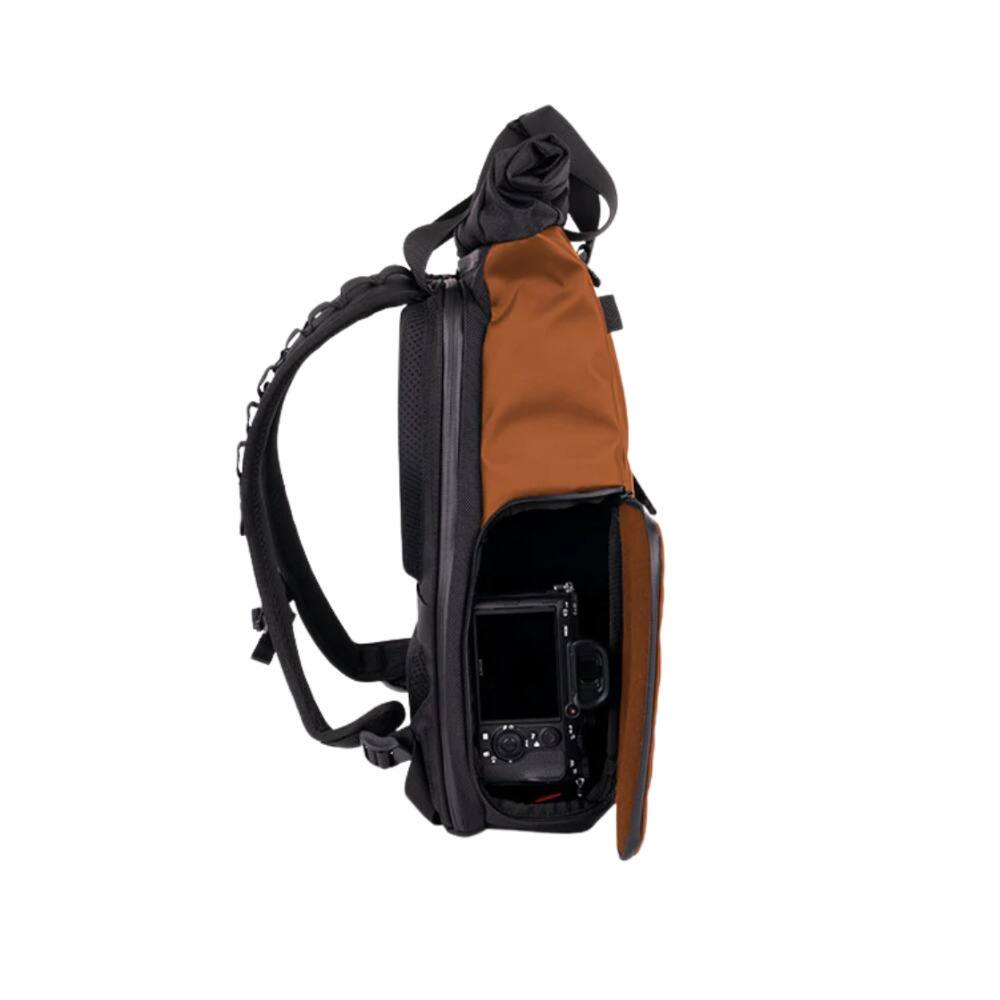 Angle. WANDRD - WANDRD PRVKE 11 Lite Sedona Orange - Orange.