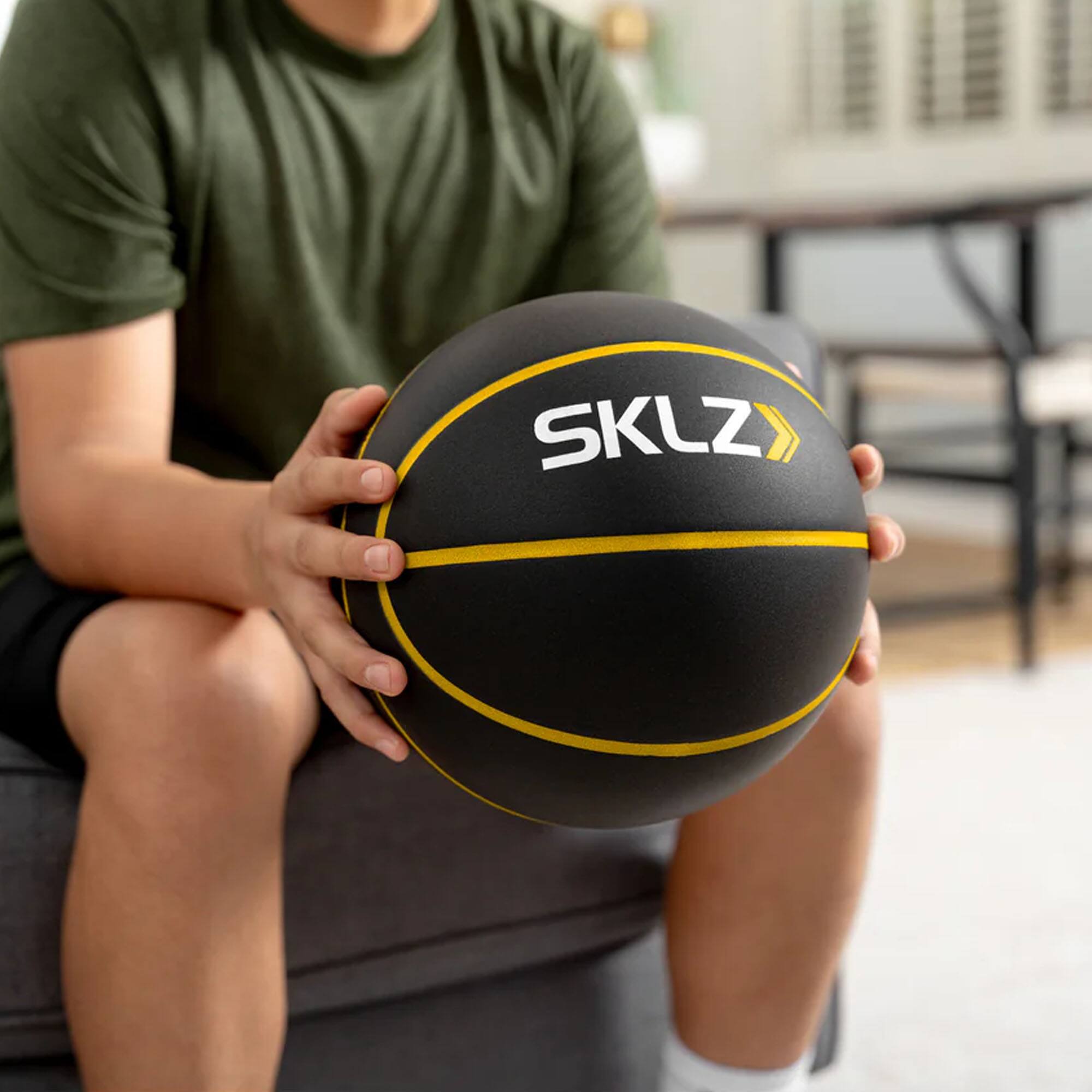 Alt View 2. SKLZ - SKLZ Bashhhketball Pro, 22 oz., 29.5 in., Black - Black.