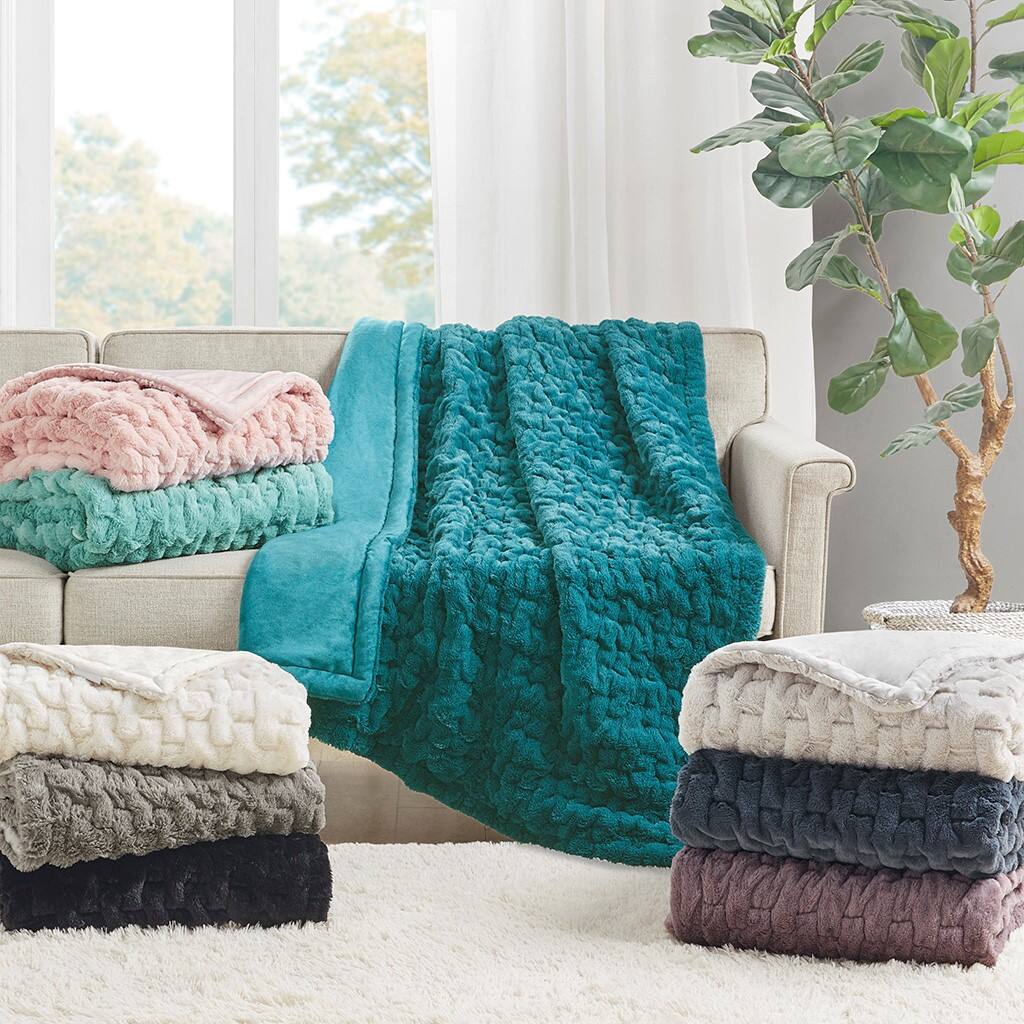 Alt View 3. Gracie Mills - Gracie Mills Ashlee Modern Solid Ruched Fur Throw Blanket - Blush.
