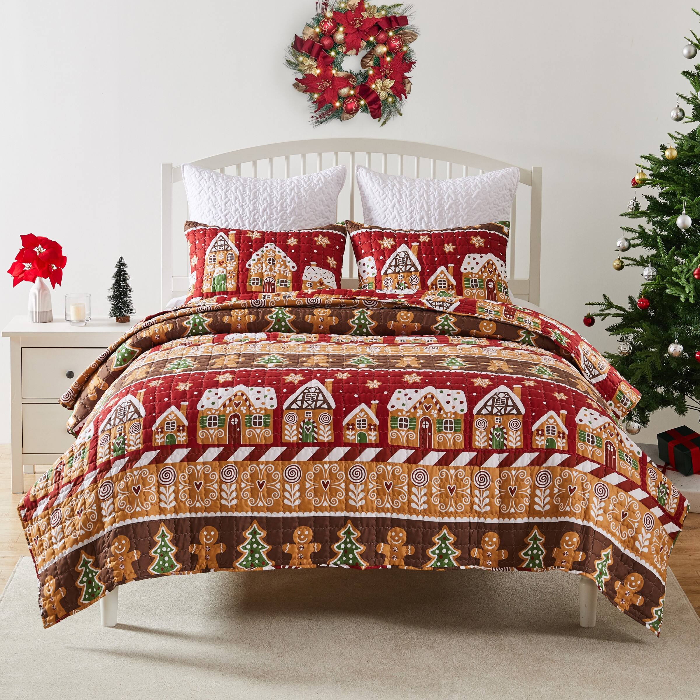 Back. BreeBe - Gingerbread Lane Quilt Set - 2 Piece Twin/XL - Red.
