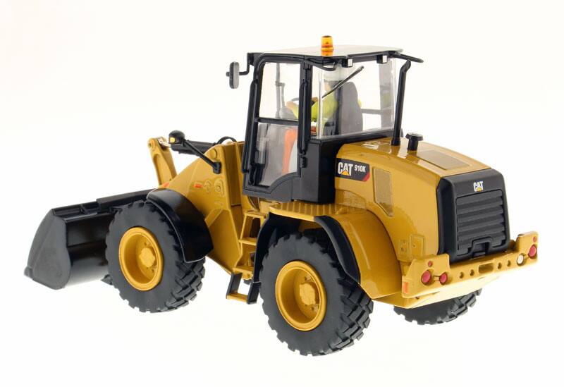CAT Caterpillar 910K Wheel Loader with Operator 