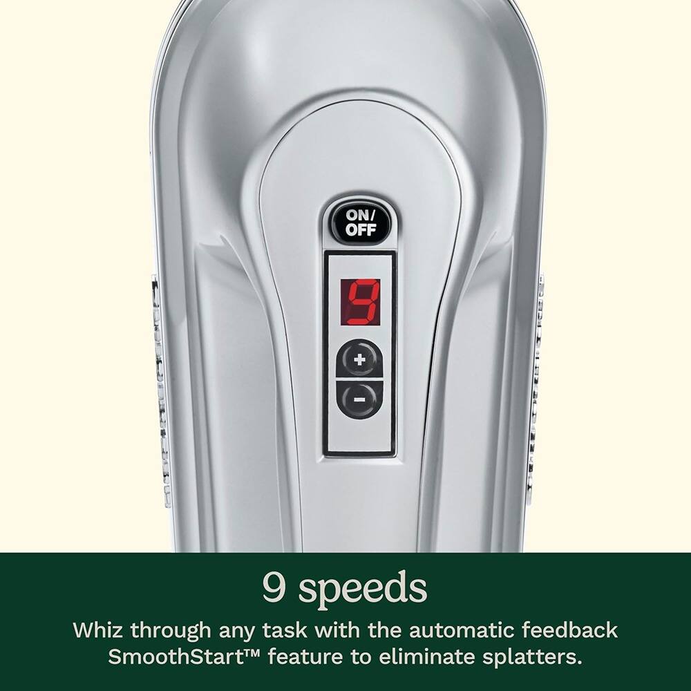 ON/OFF  
9 speeds  
Whiz through any task with the automatic feedback SmoothStart™ feature to eliminate splatters.