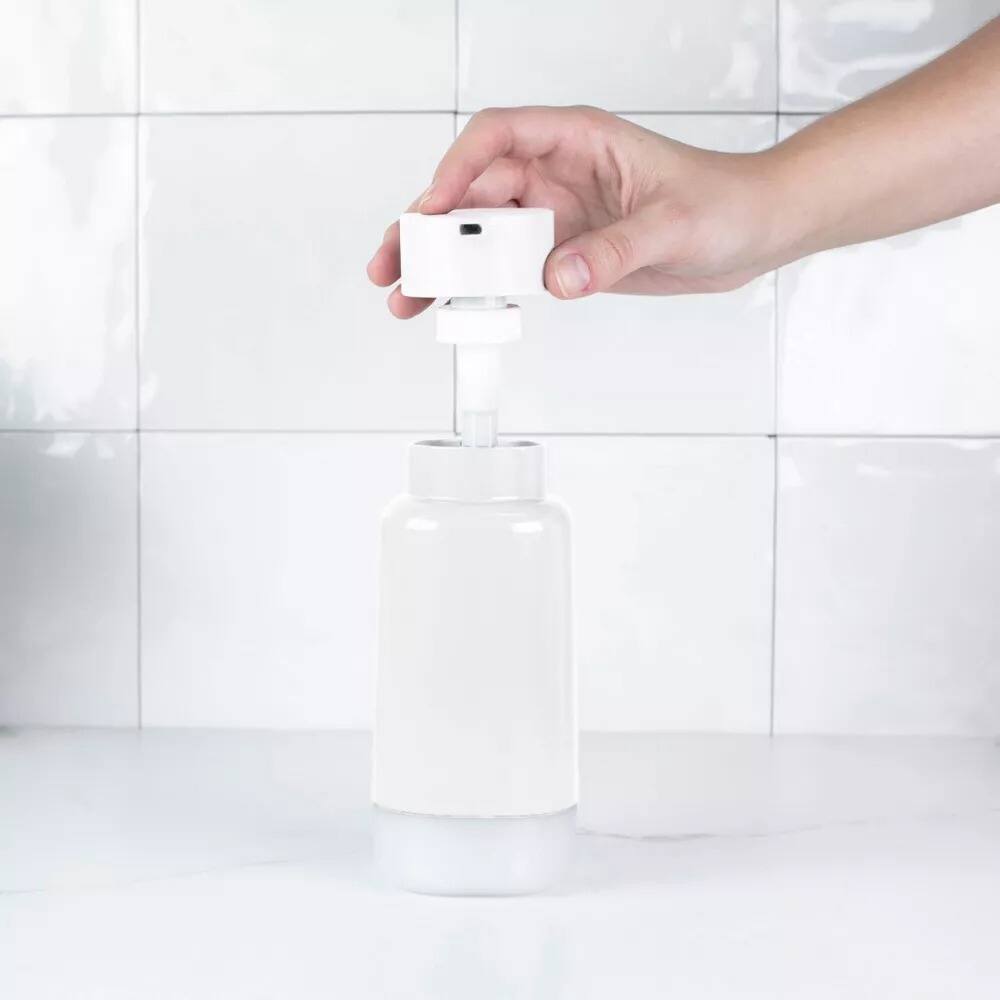 Left. OU - OU 17oz Dish Soap Dispenser, Kitchen & Bathroom Soap Dispenser, Hand Pump Compatible with Gel Soaps - White - White.