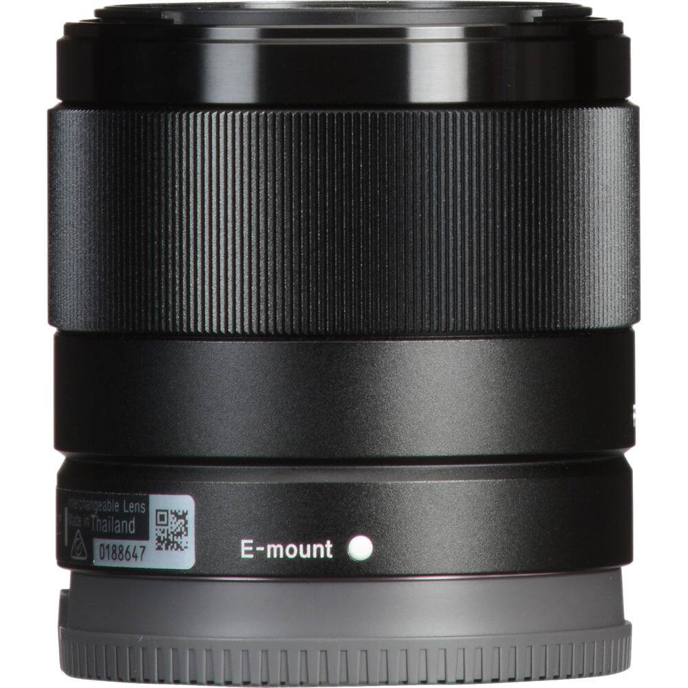Interchangeable Lens  
Made in Thailand  
0188647  
E-mount