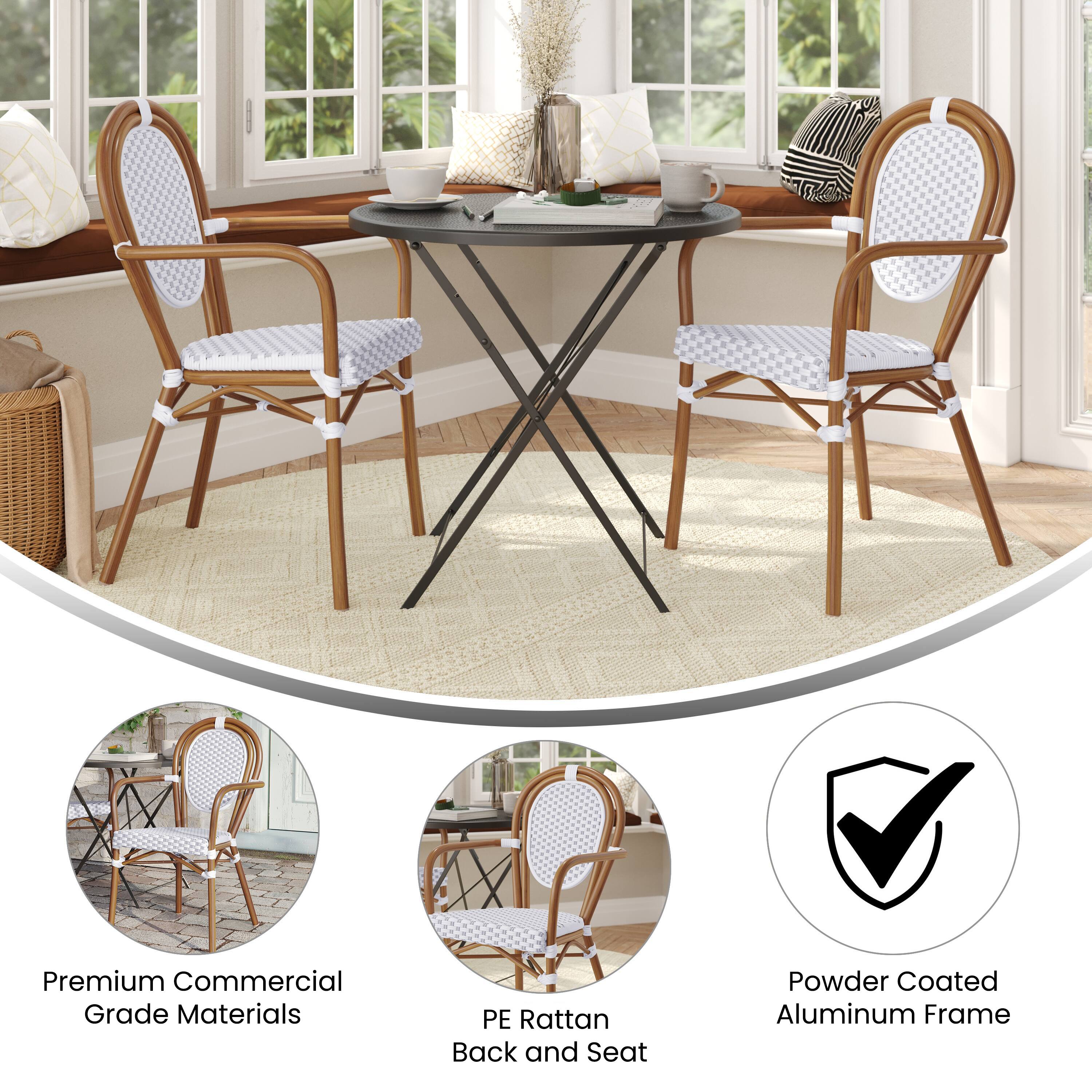 Premium Commercial Grade Materials  
PE Rattan Back and Seat  
Powder Coated Aluminum Frame