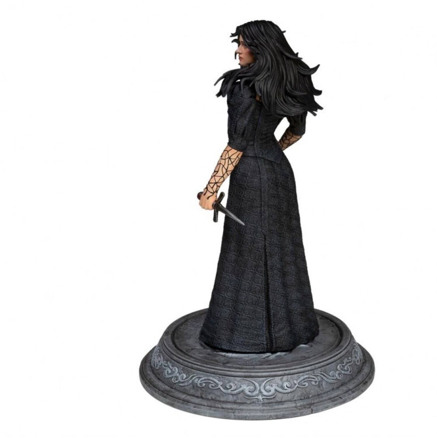 Alt View 2. Dark Horse Comics - Dark Horse - The Witcher - Yennefer Figure   - Collectibles - Multicolor.