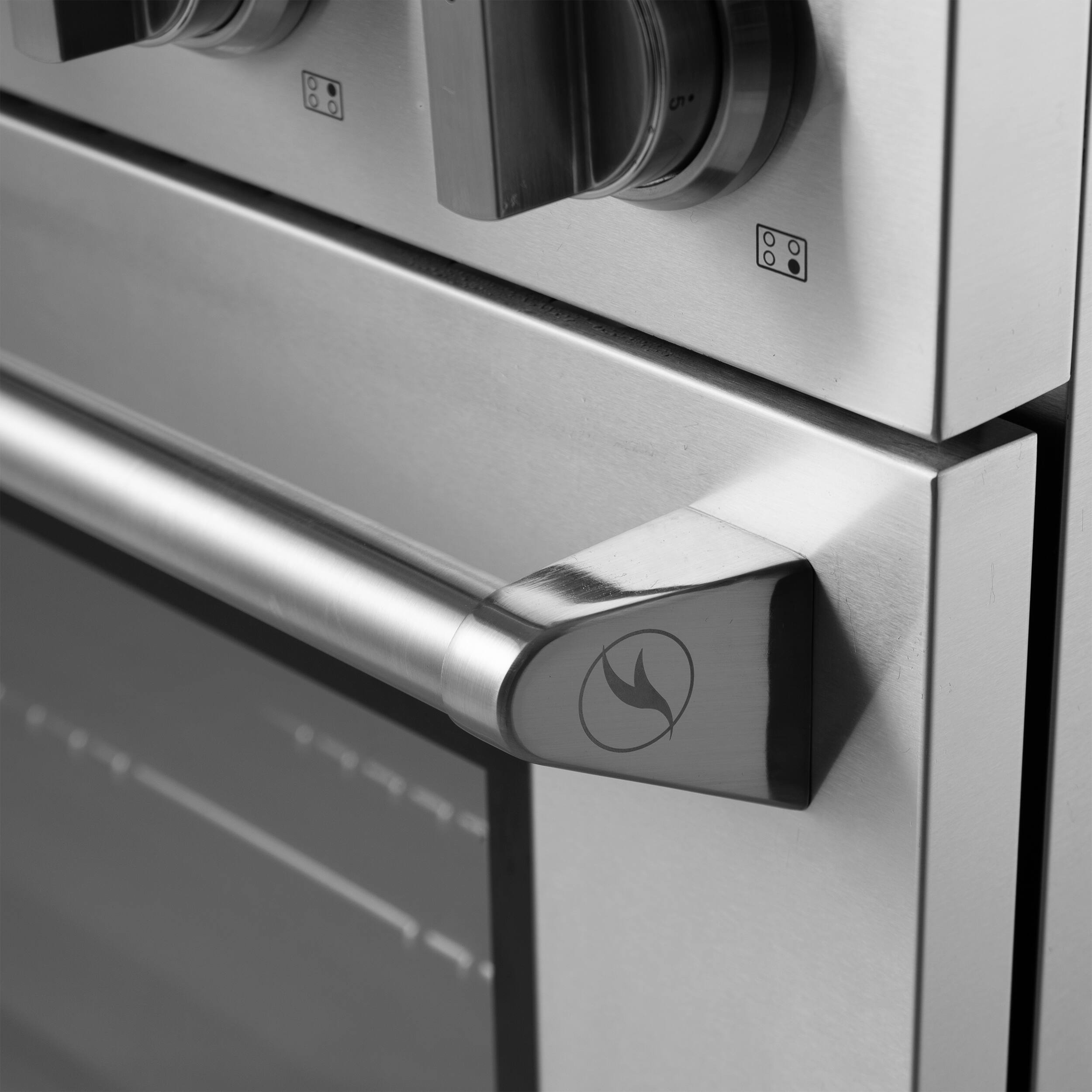 Alt View 6. Kucht - 30 Inch Induction Range in Stainless Steel with 4 Elements and Bridge Zone - Stainless Steel.