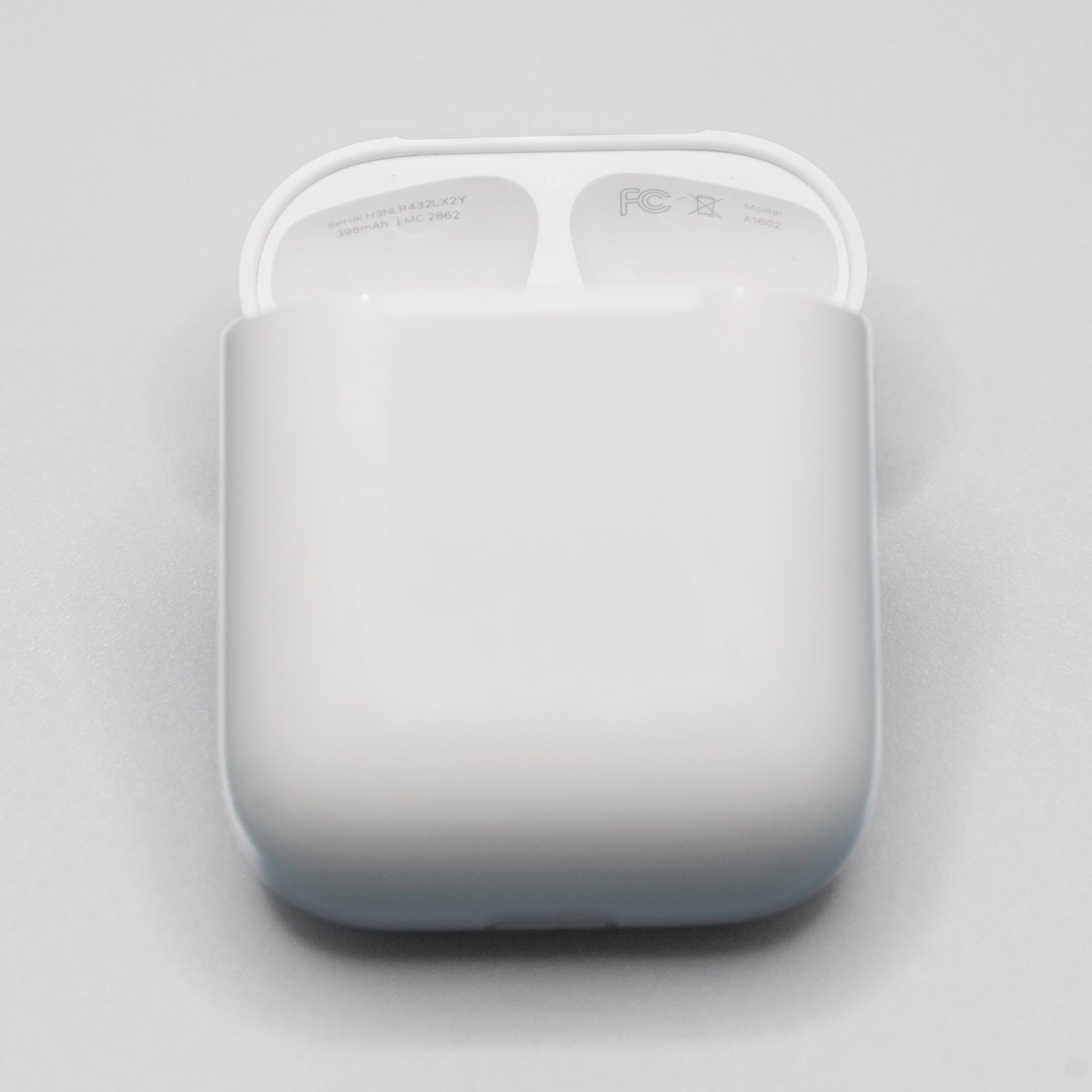 Apple Refurbished Excellent AirPods Replacement Charging Case