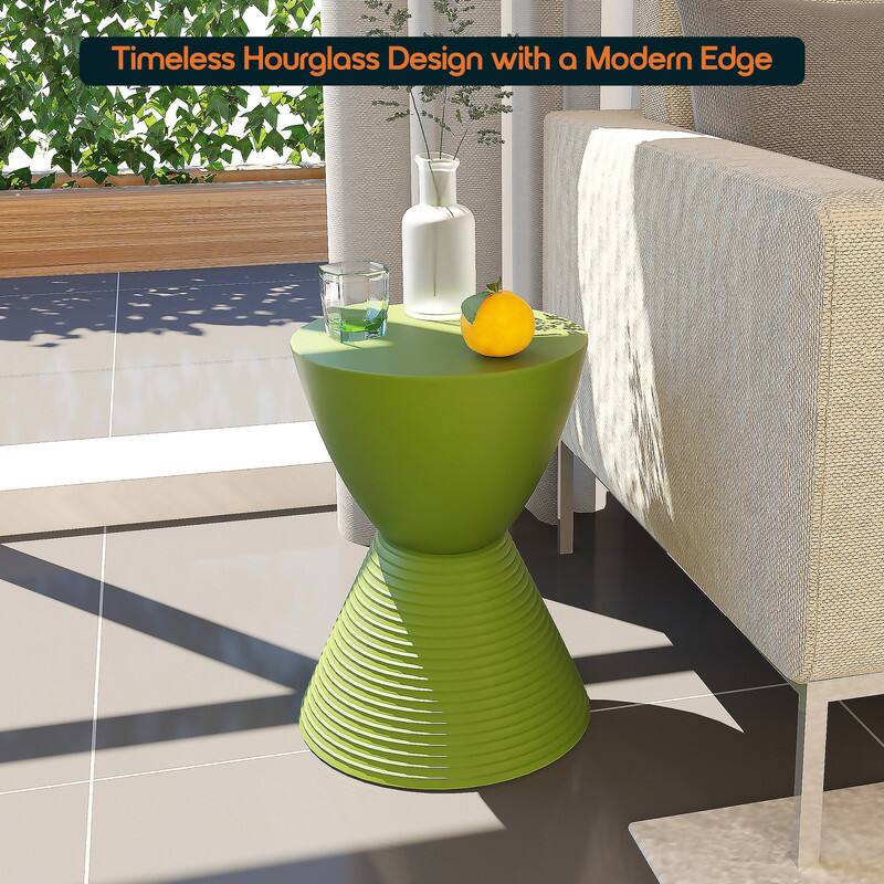 Timeless Hourglass Design with a Modern Edge