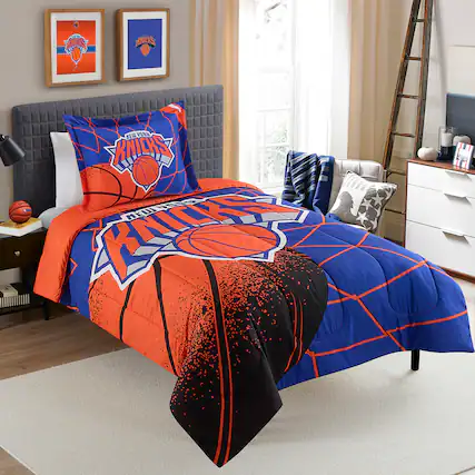 The text on the image reads:
"NEW YORK KNICKS"