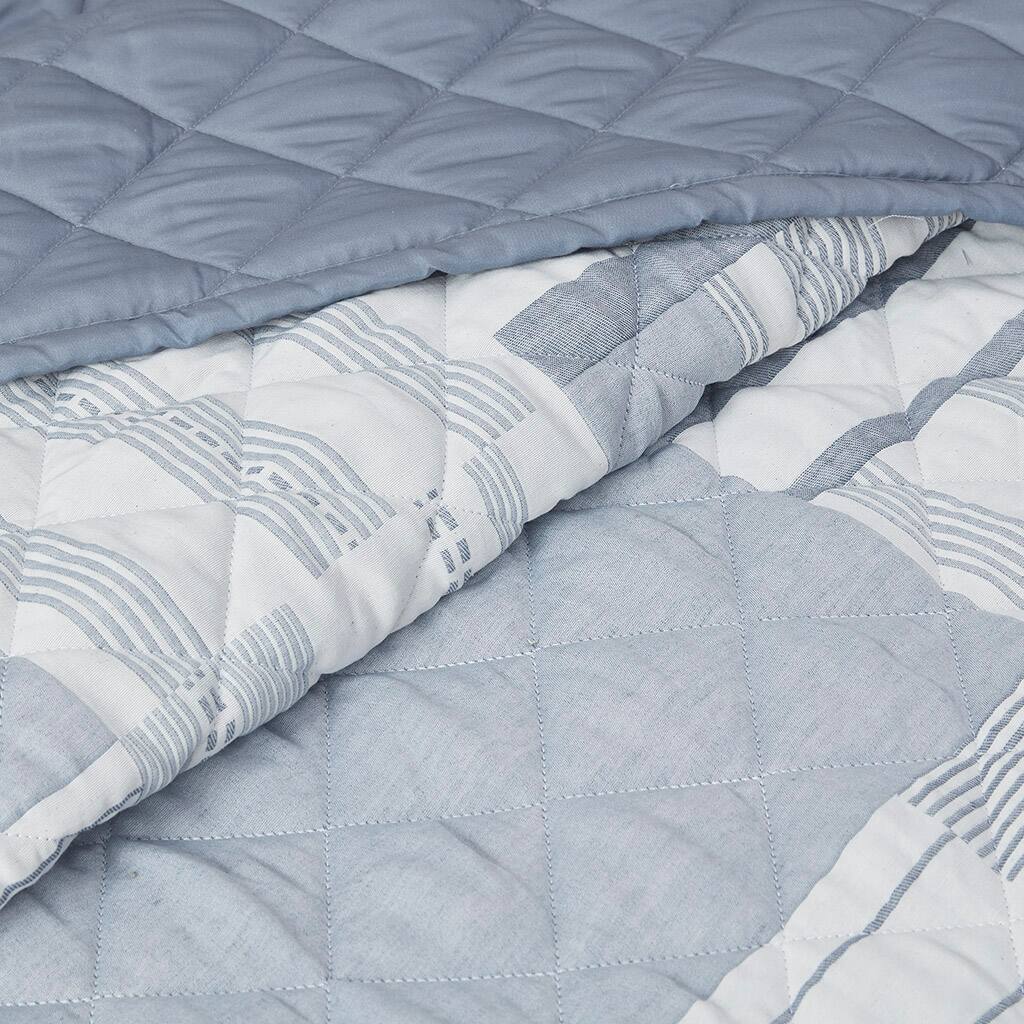 Alt View 5. Gracie Mills - Gracie Mills Fletcher 3 Piece Jacquard Patchwork Quilt Set - Blue.