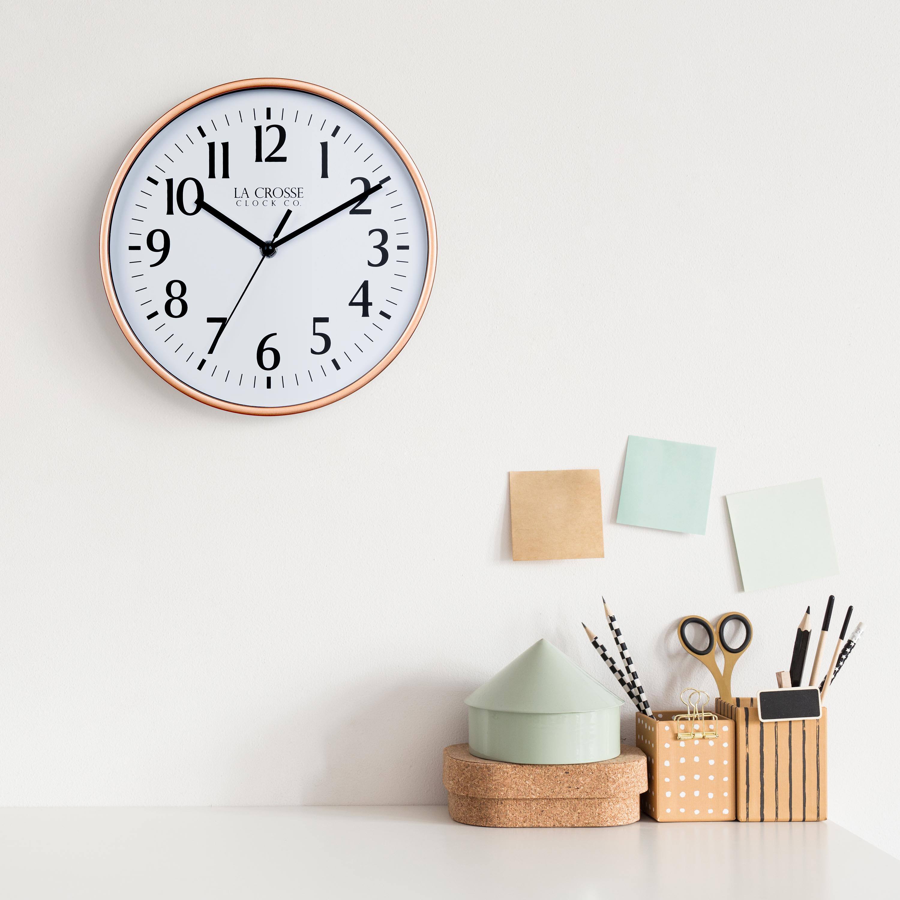 Il 12 I 10 LA CROSSE CLOCK CO 9 8 7 6 5 2 3 4