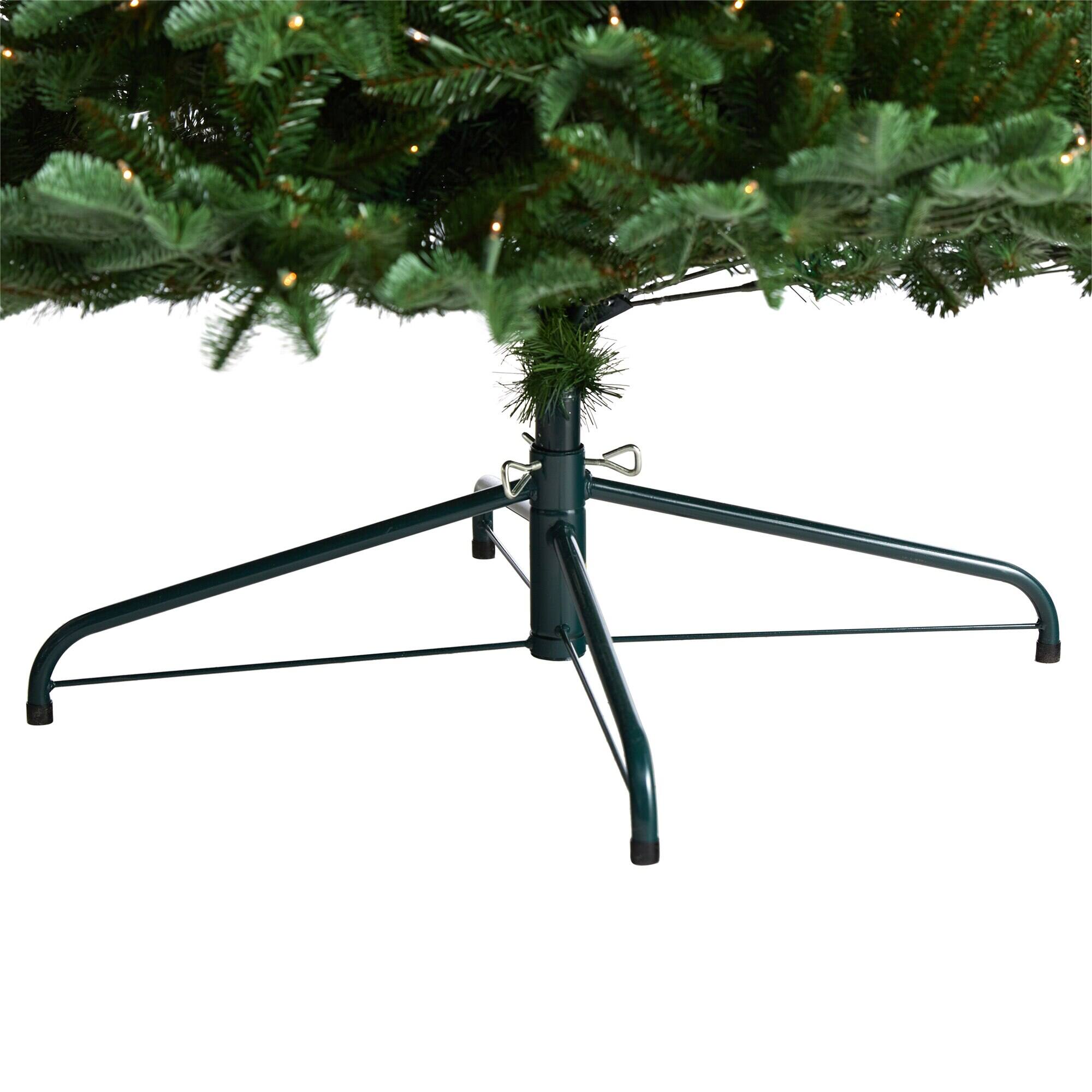 Back. BreeBe - 9’ South Carolina Fir Artificial Christmas Tree w/750 LEDs - Green.