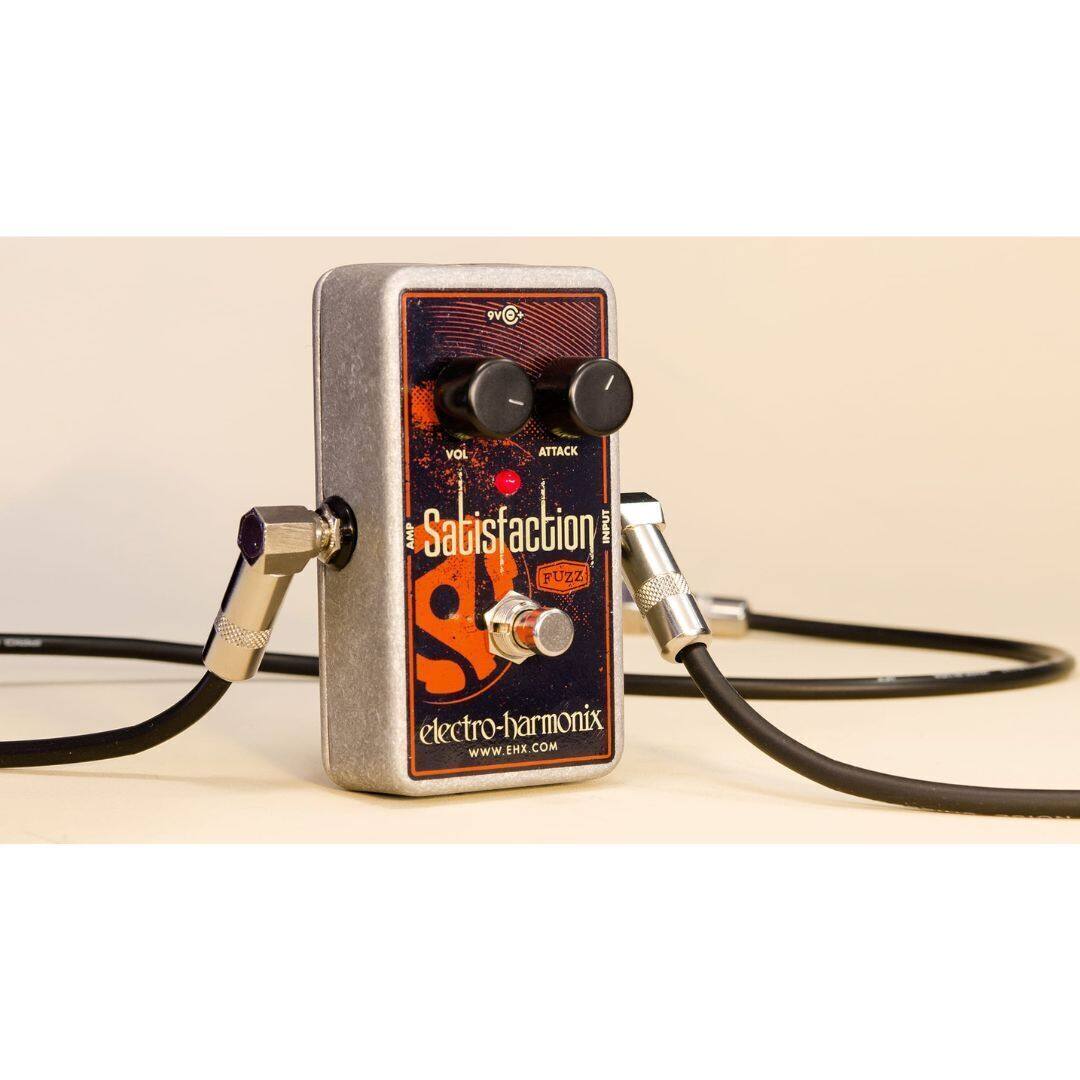 VP VOL ATTACK AMP Satisfaction INPUT FUZZ electro-harmonix WWW.EHX.COM