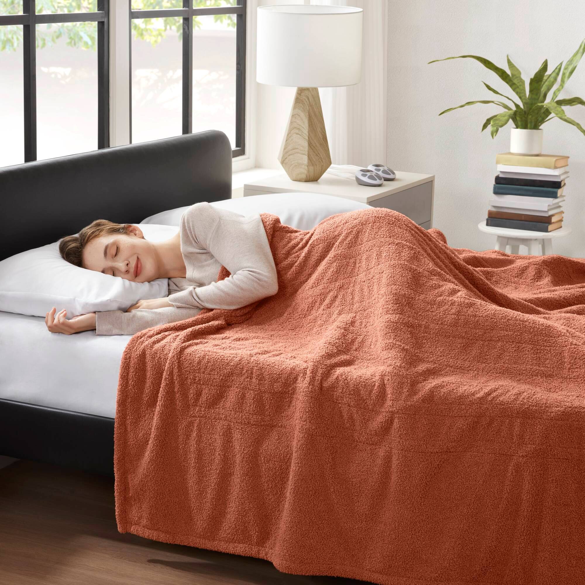 Alt View 1. Glintex - Queen Faux Feathersoft Heated Blanket，10 Heat Settings, Auto Shutoff Timer, Dual Zone Options，ETL Safety Certification - Rust.