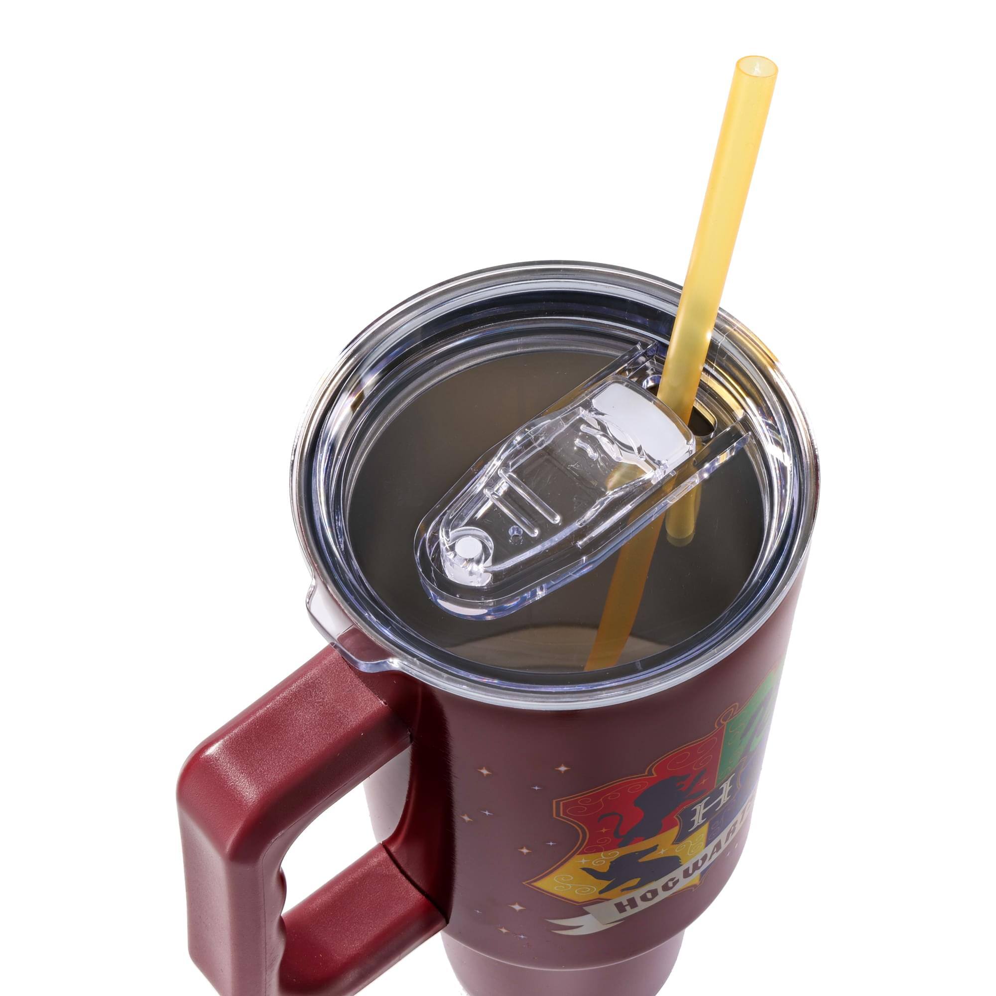 The text on the image reads:

"HOCA UA HOGWARTS"