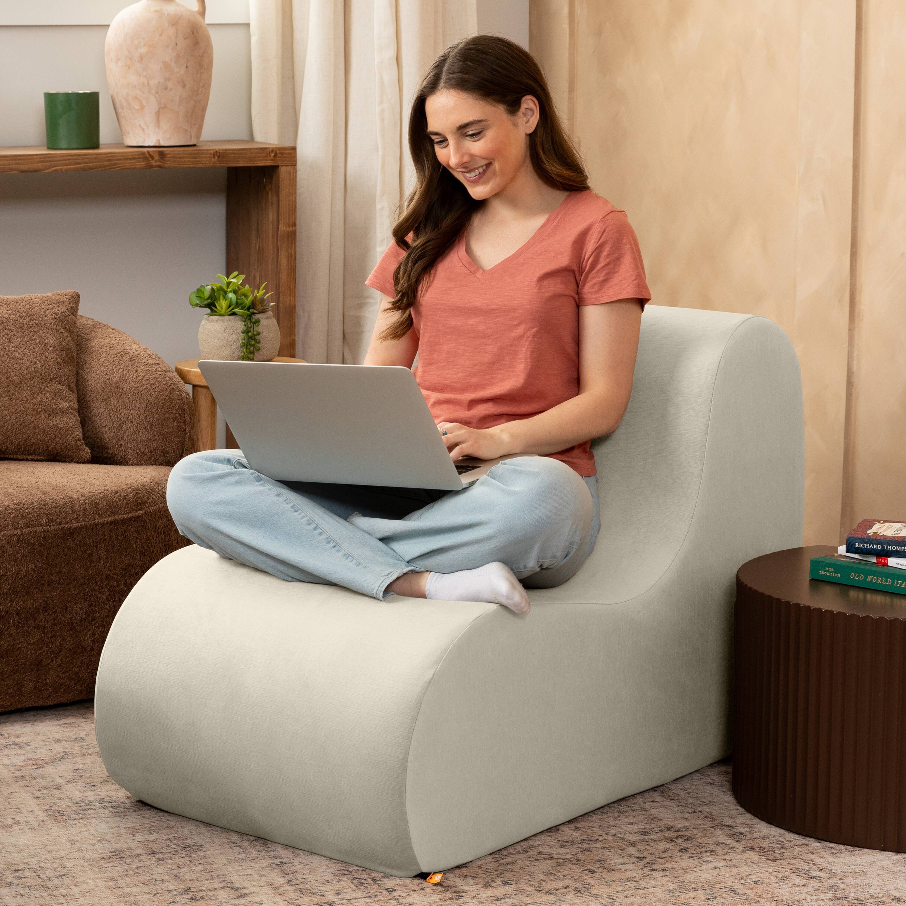 CMO N - LA FORET

RICHARD THOMPSON
OLD WORLD ITALY