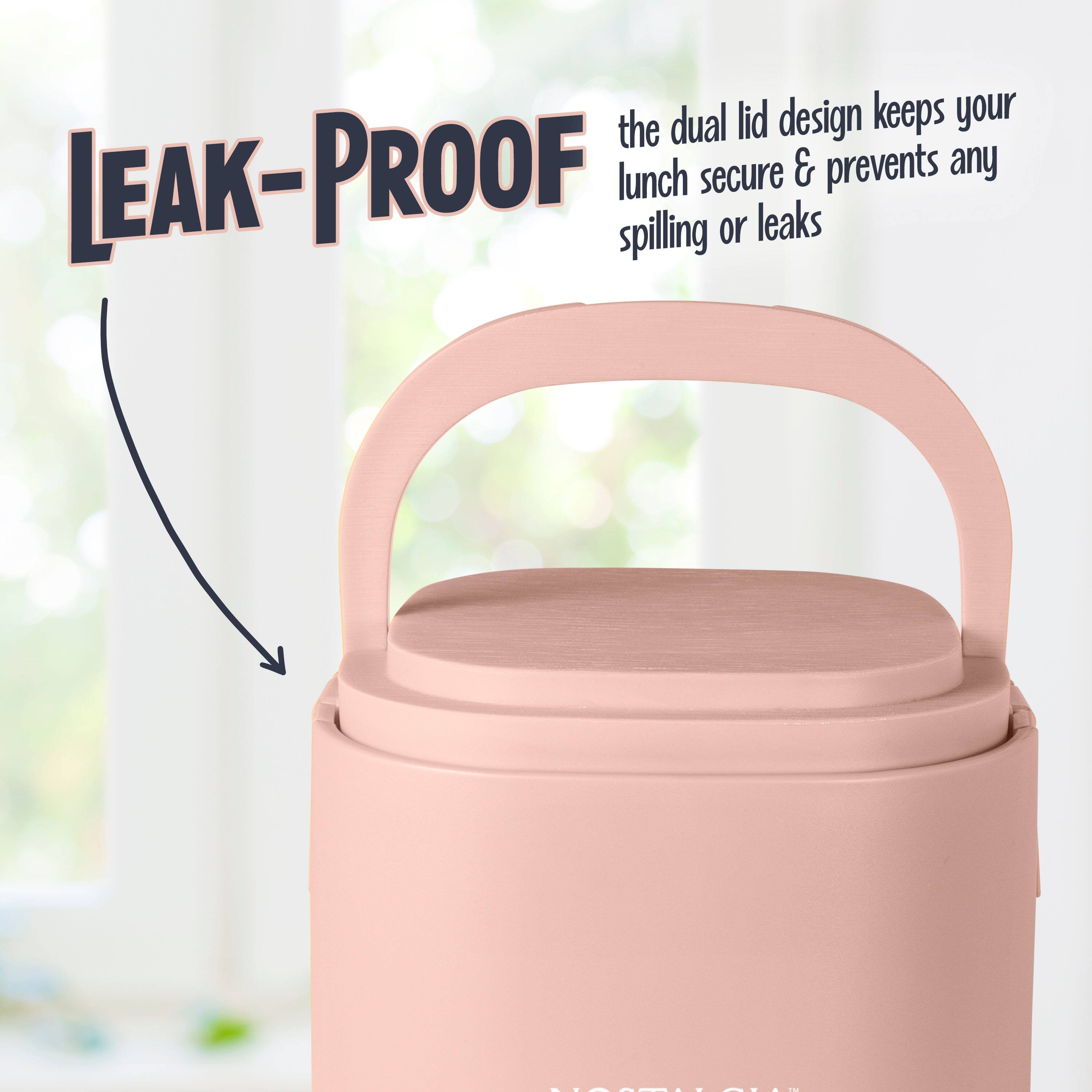 The dual lid design keeps your lunch secure & prevents any spilling or leaks.