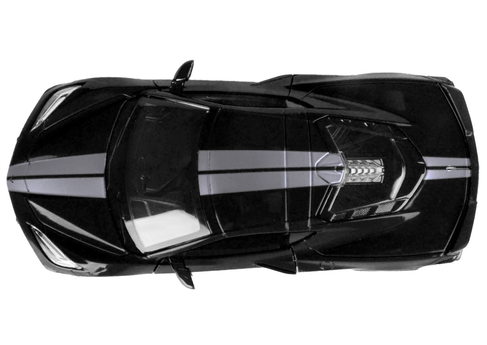 Left. Motormax - 2020 Chevrolet Corvette C8 Stingray Black with Silver Stripes "Timeless Legends" Series 1/24 - Black, Silver.