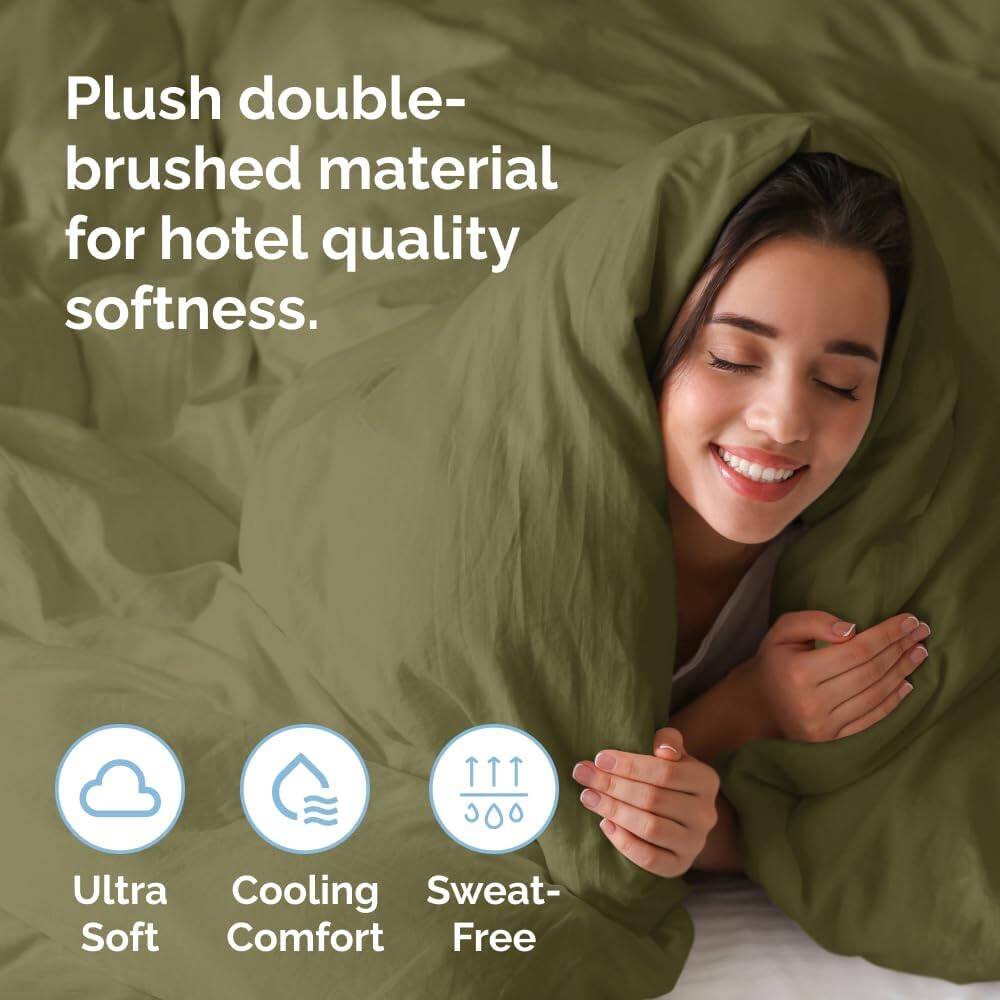 Plush double-brushed material for hotel quality softness.

- Ultra Soft
- Cooling Comfort
- Sweat-Free