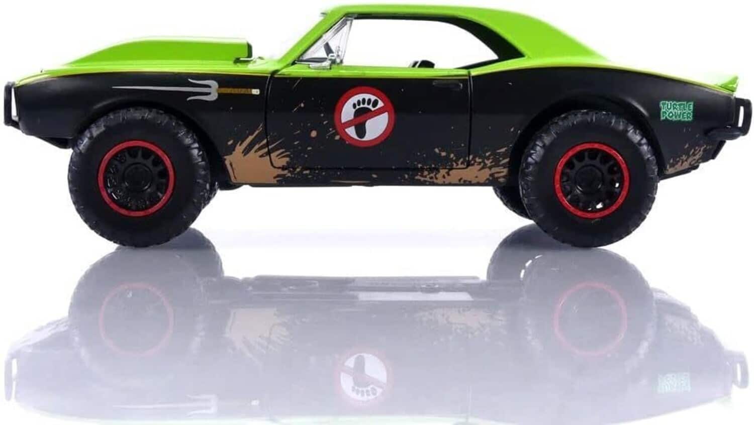 Jada Toys - 1:32 Teenage Mutant Ninja Turtles - Hollywood Rides - 1967 Chevy Camaro - COLLECTABLES - Multicolor