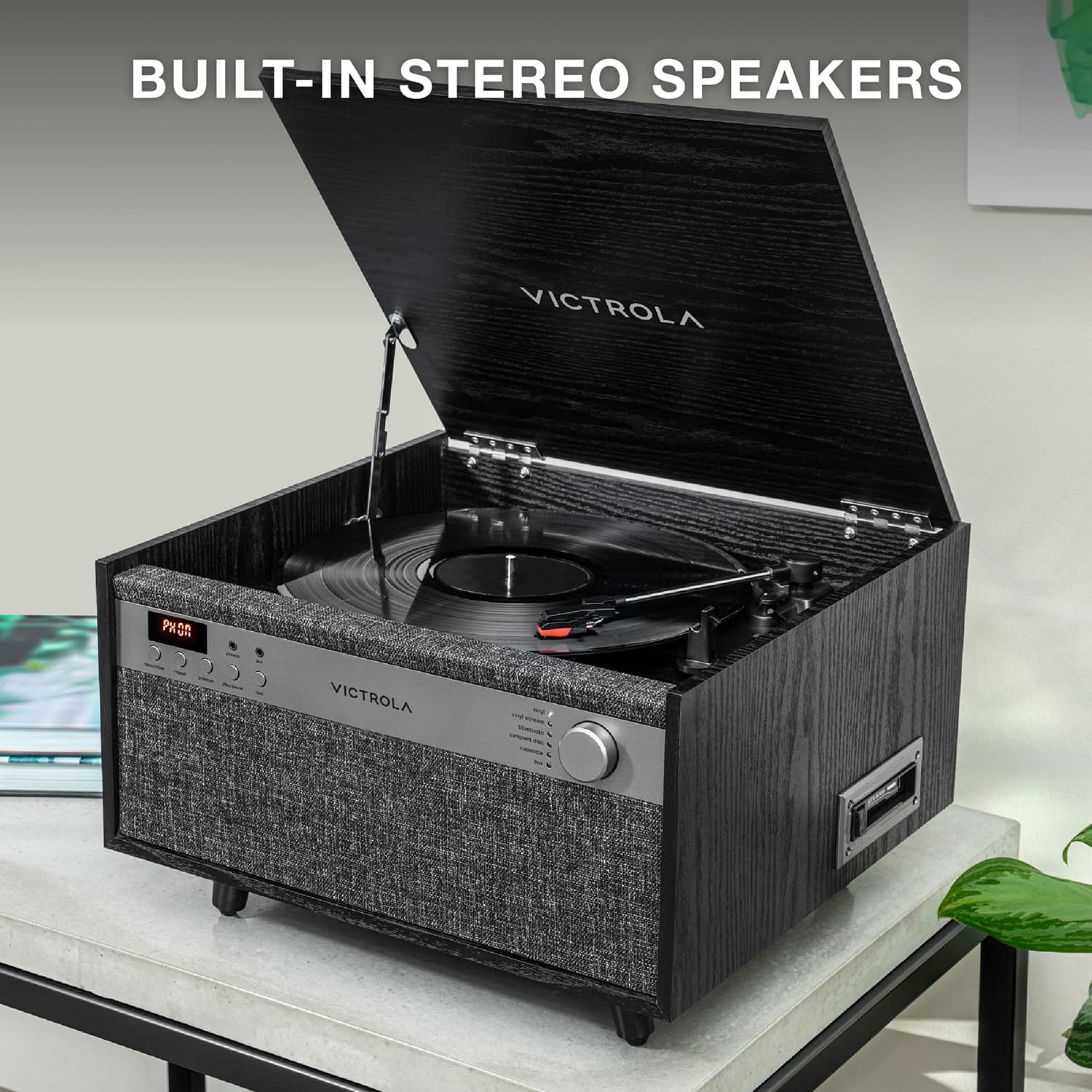 Built-in stereo speakers Victrola.