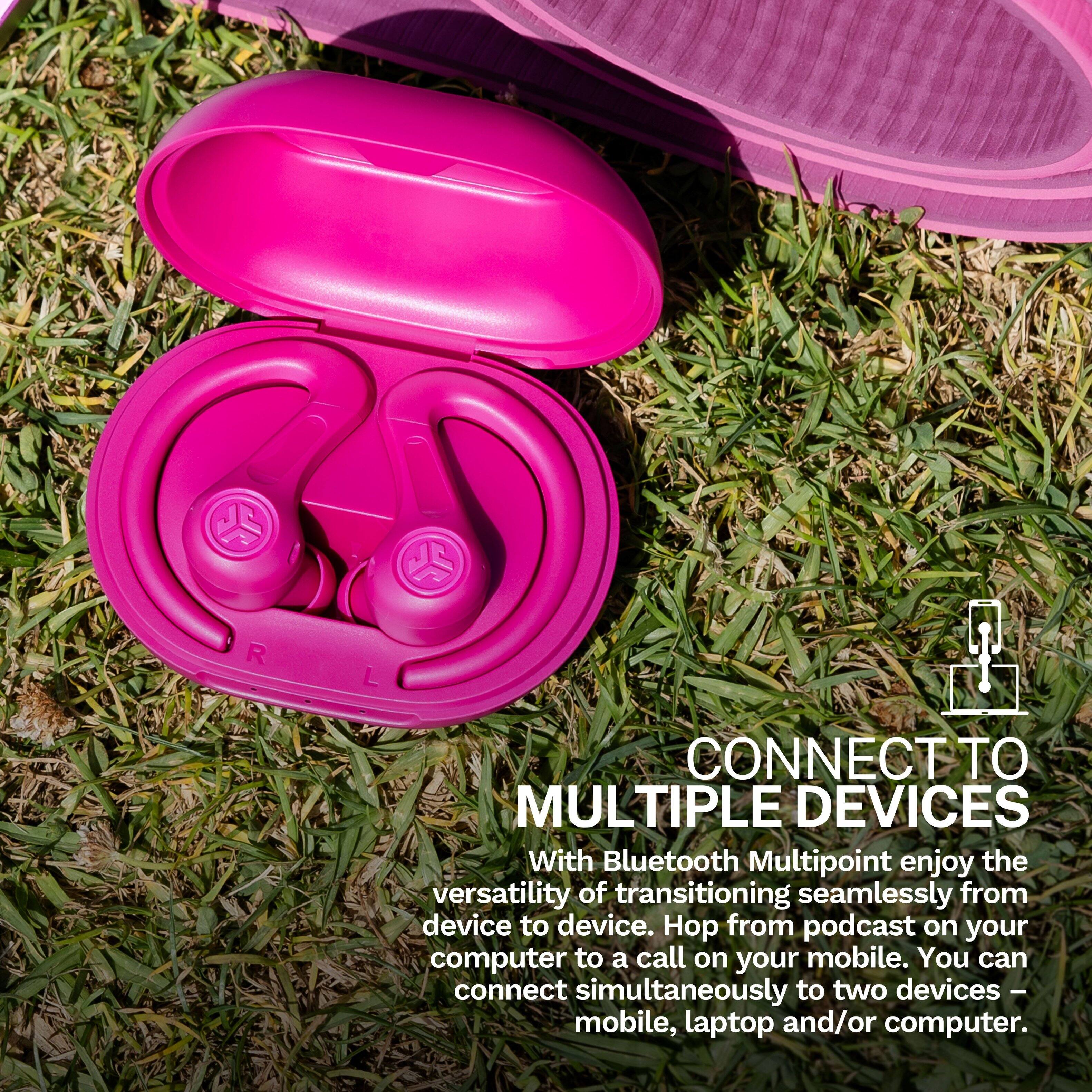 **CONNECT TO MULTIPLE DEVICES**

With Bluetooth Multipoint, enjoy the versatility of transitioning seamlessly from device to device. Hop from a podcast on your computer to a call on your mobile. You can connect simultaneously to two devices - mobile, laptop, and/or computer.