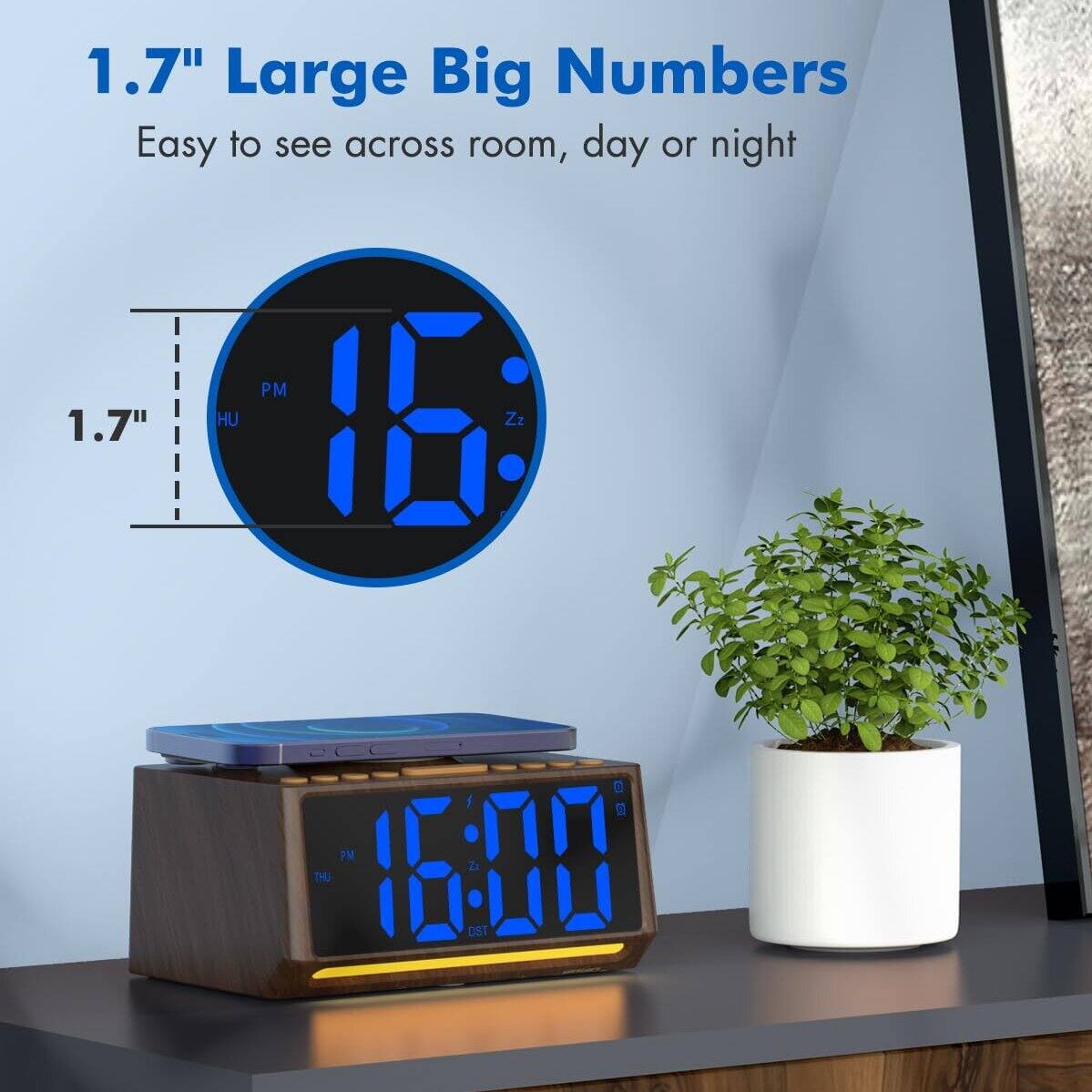 1.7" Large Big Numbers  
Easy to see across room, day or night  

1.7"  

16:00  
PM  
THU  
Zz  
DST