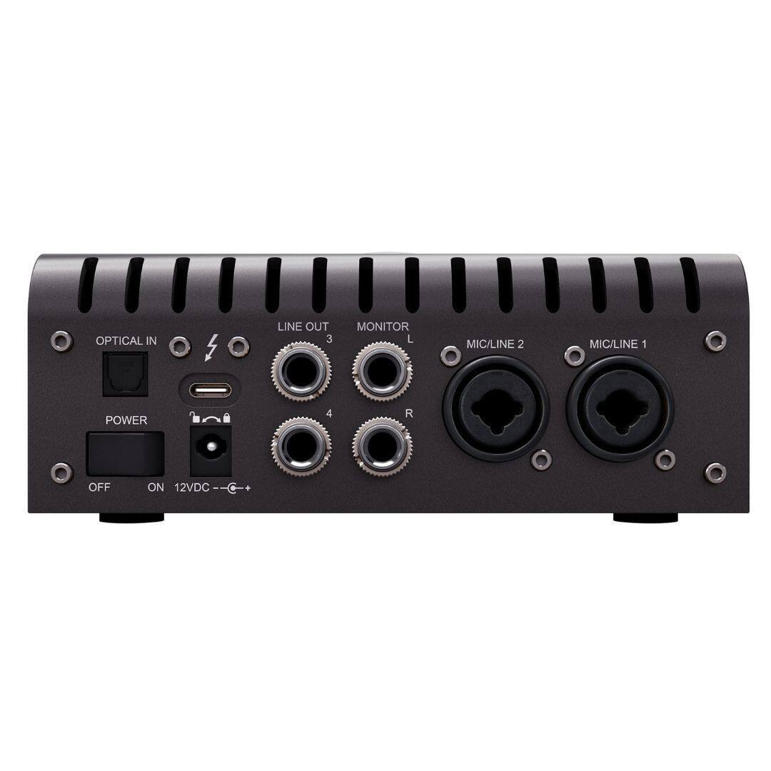 OPTICAL IN  
LINE OUT 3  
MONITOR L R  
MIC/LINE 2  
MIC/LINE 1  
POWER  
OFF ON 12VDC