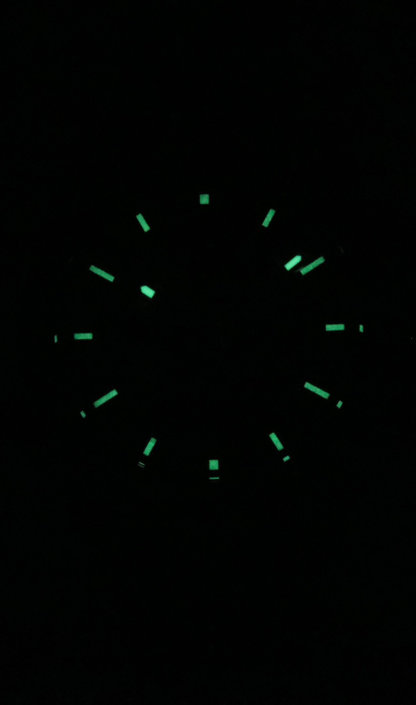 Angle. Bulova - Bulova Icon Precisionist Chronograph Stainless Steel Grey Dial Quartz Diver's 98B343 300M Men's Watch - Grey.