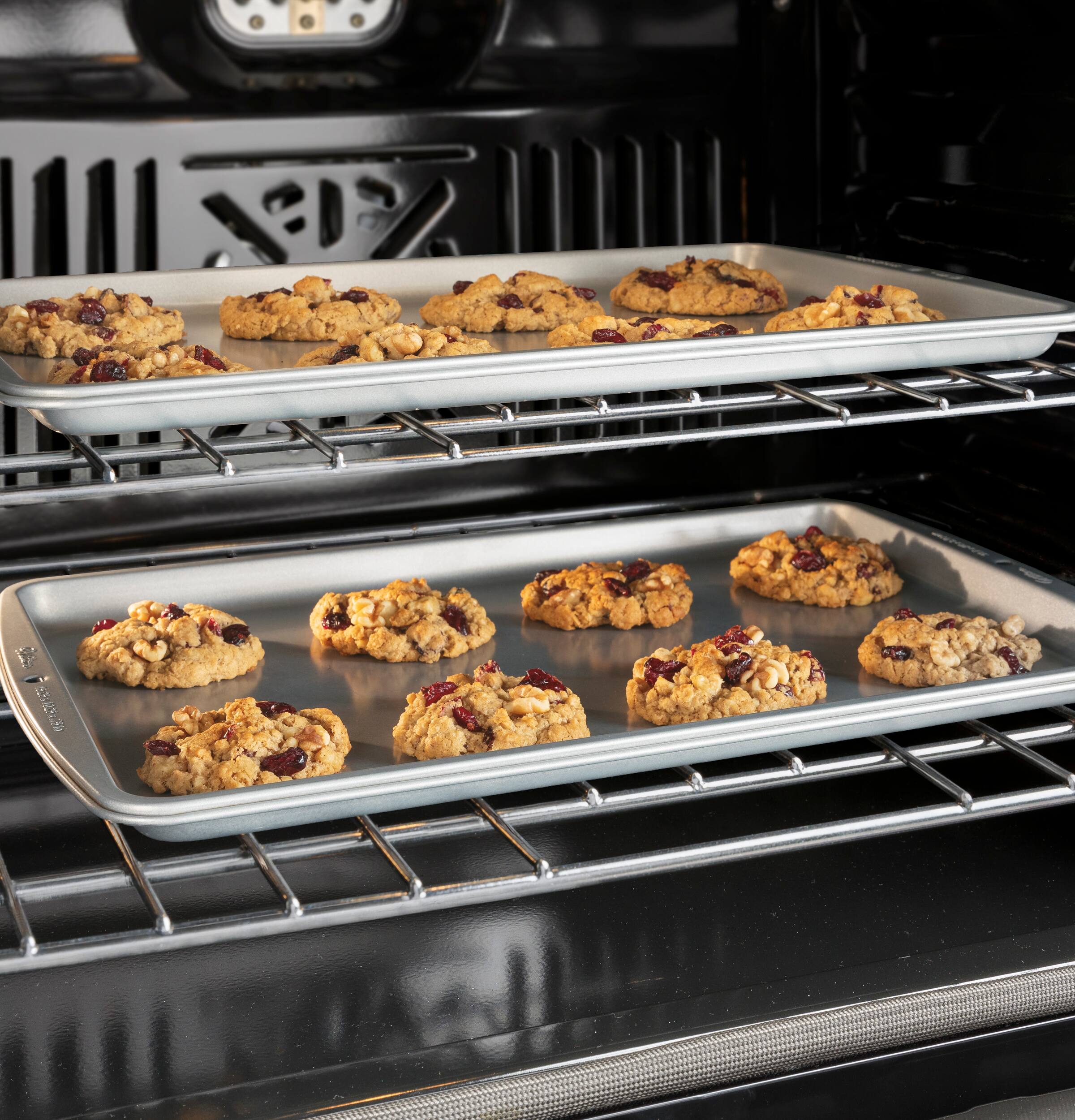 Alt View 16. GE - 30" Smart Built-In Single Electric Wall Oven with Self-Clean, Steam Clean, and Heavy-Duty Racks - Stainless steel.