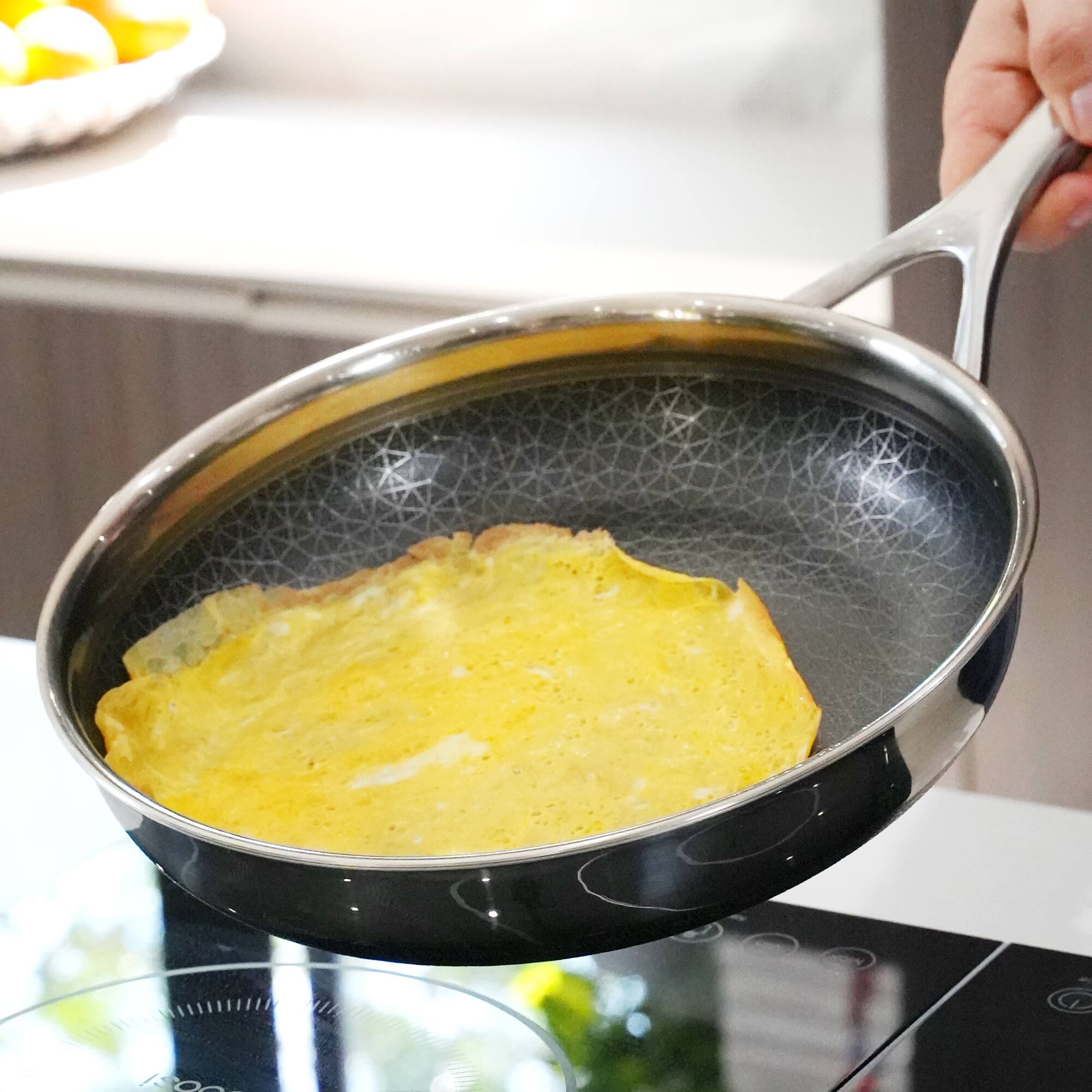 Alt View 6. Livwell Brands - DiamondClad™ 10" Hybrid Nonstick Stainless Steel Frying Pan, Dishwasher Safe, PFOA-free – Silver/Black - Black/Silver.