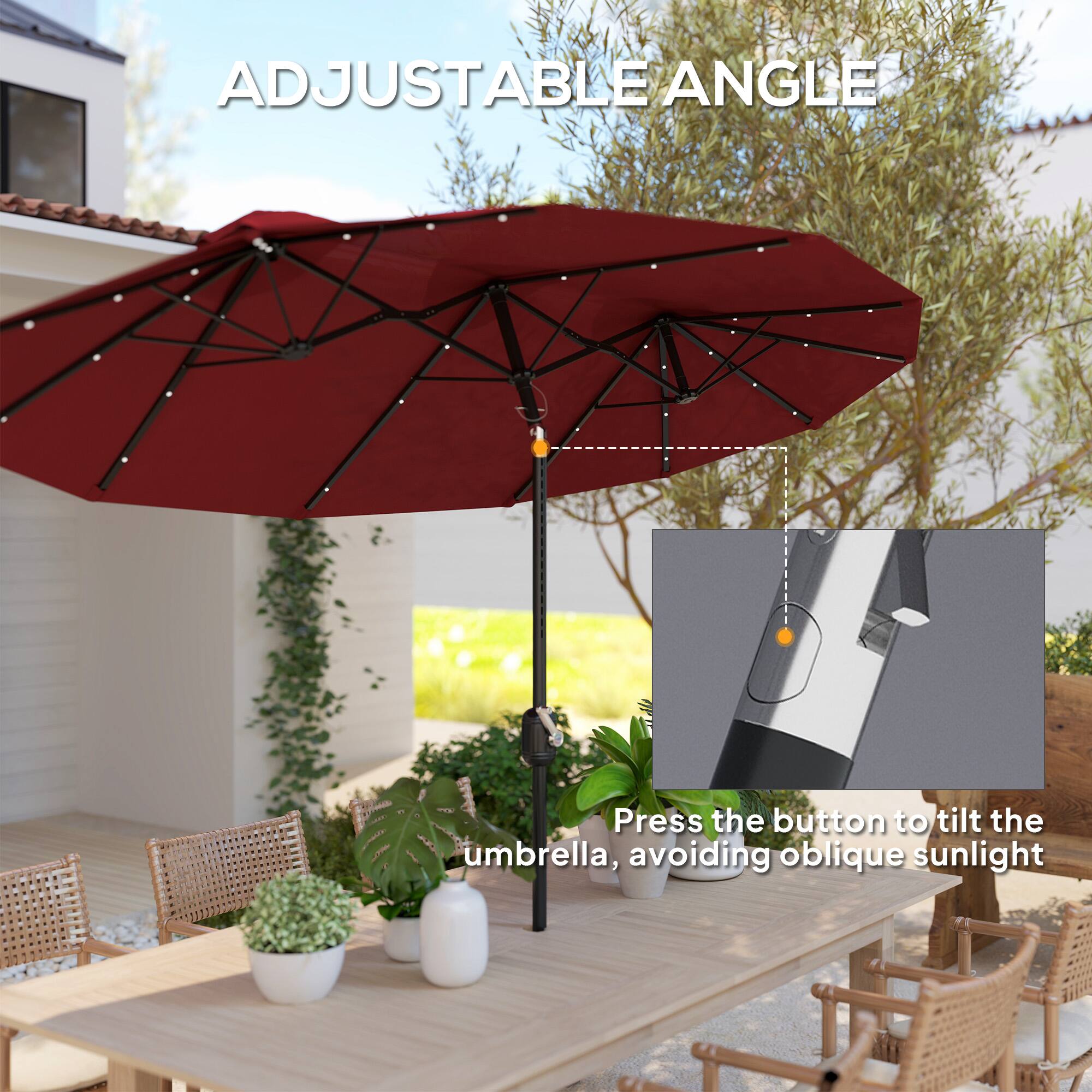 ADJUSTABLE ANGLE
Press the button to tilt the umbrella, avoiding oblique sunlight