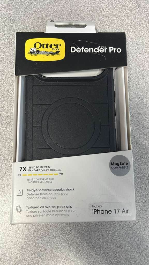 OtterBox - iPhone Air Defender Series Case Pro for MagSafe with Camera Control - Black