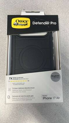 OtterBox - iPhone Air Defender Series Case Pro for MagSafe with Camera Control - Black