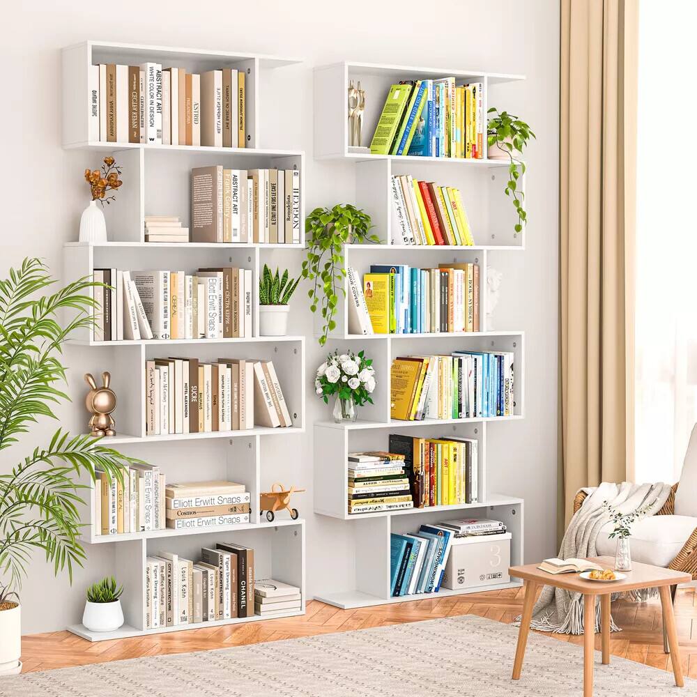 I've never seen an abstract art design like this. It's a Frank abstract art, 30056/1, from Sotheby's. It's by Elliot Erwitt Snaps. I love Elliot Erwitt's snaps. This is a Chanel 15.