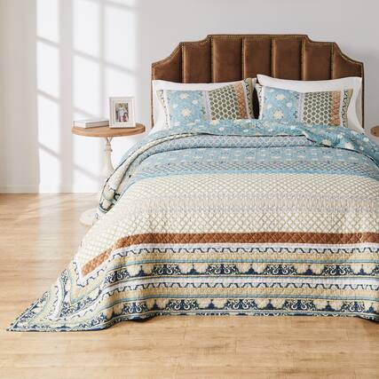 Front. BreeBe - Thalia Blue Bedspread Set -3-Piece Queen - Blue.