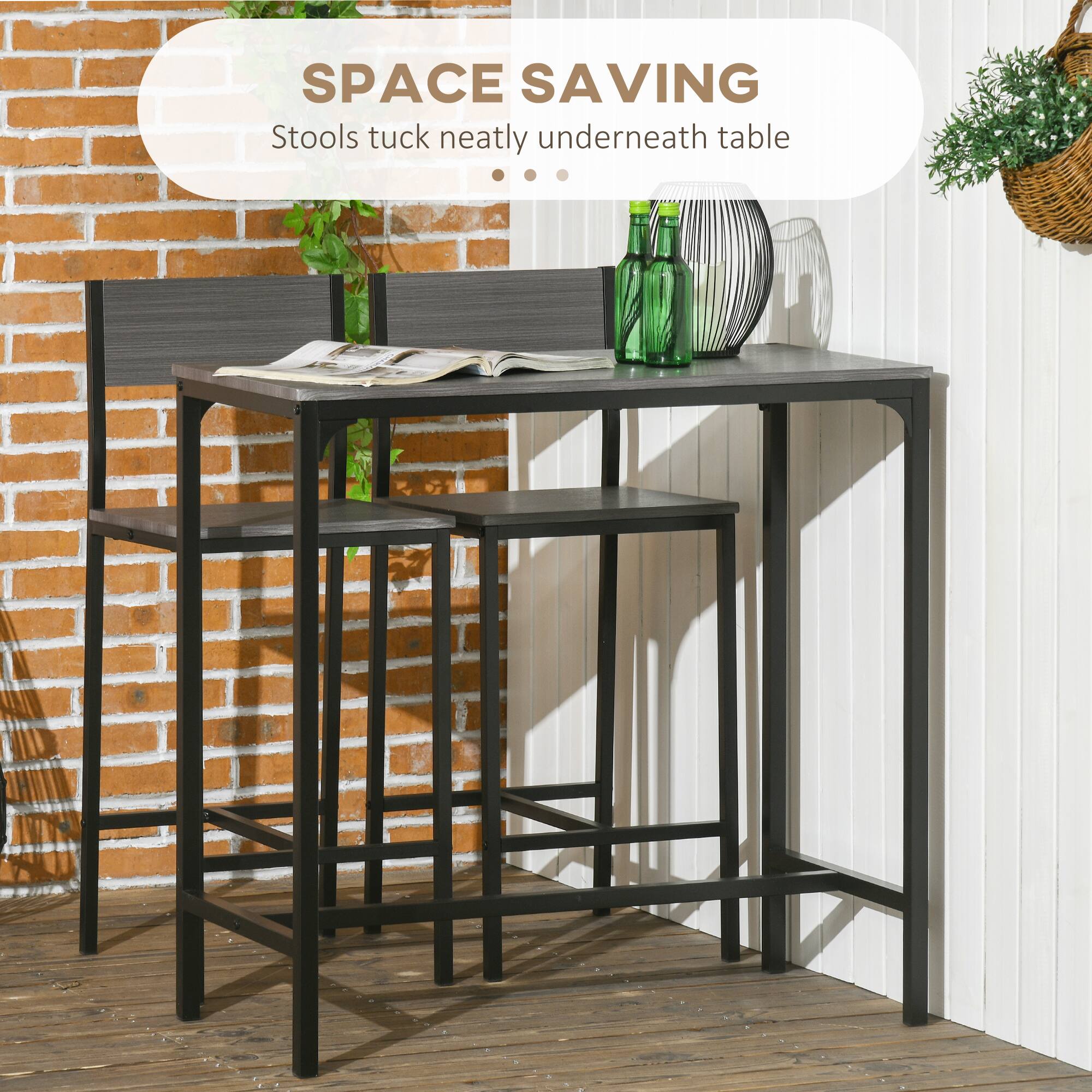 SPACE SAVING
Stools tuck neatly underneath table