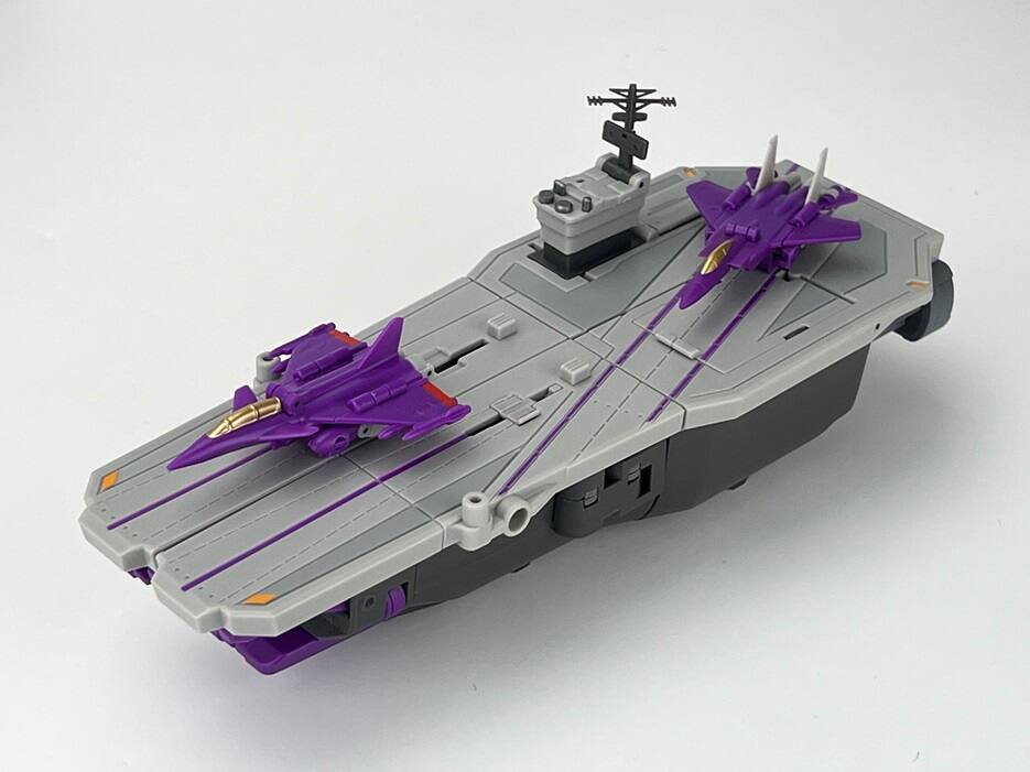 Alt View 4. Transformers - MB-21 Tsunami | Fans Hobby.