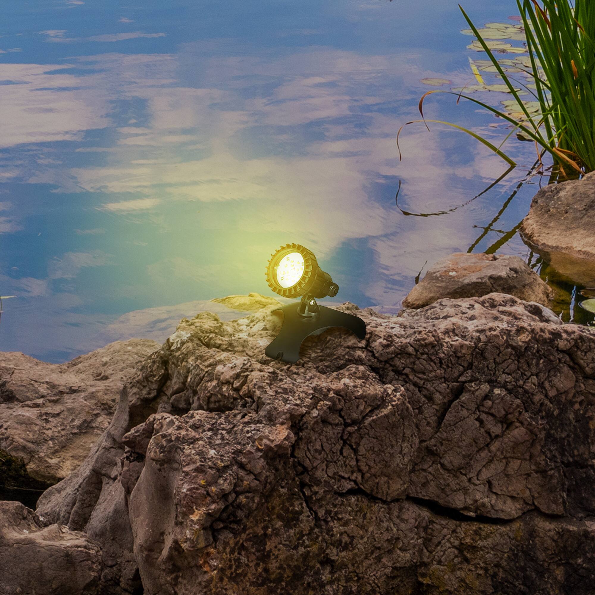 Alt View 3. Pondmaster - Pondmaster 2.0w LED Fountain Landscape Light with Transformer & 4 Colored Discs.