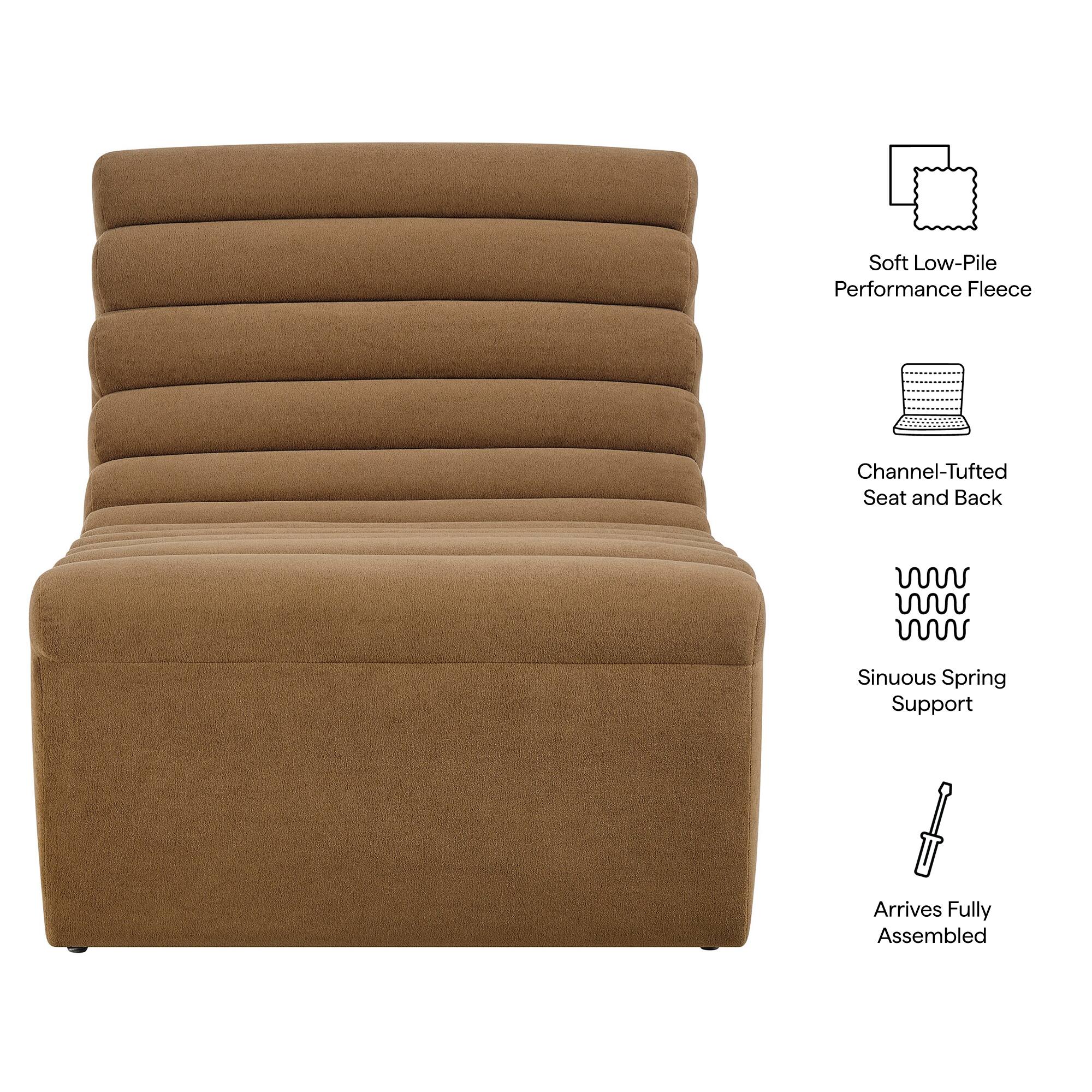 Soft Low-Pile Performance Fleece  
Channel-Tufted Seat and Back  
Sinuous Spring Support  
Arrives Fully Assembled