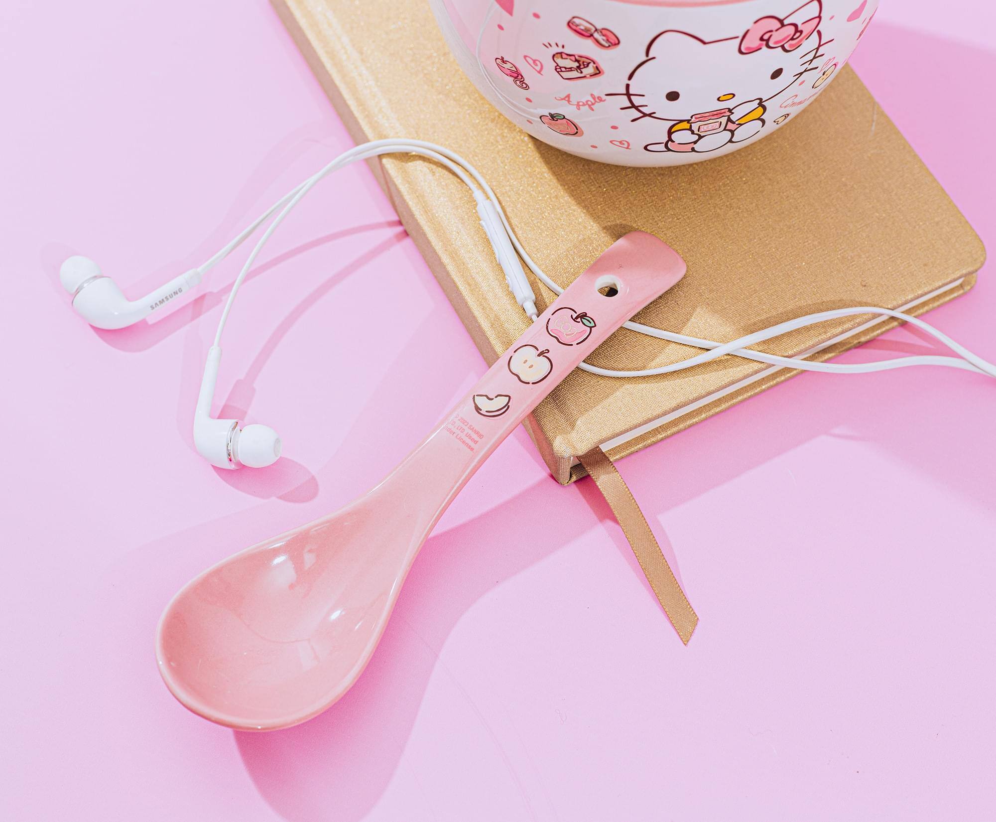 The text in the image reads:

"elga SAMSONG
Whed SAURD Cirente"