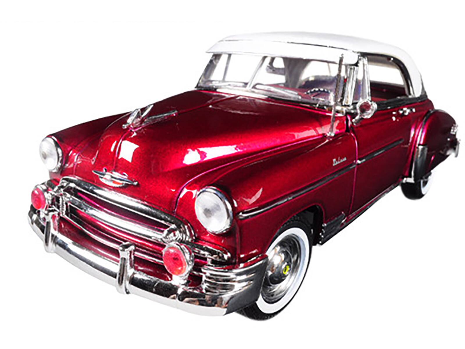 Angle. Motormax - 1950 Chevrolet Bel Air Burgundy with White Roof 1/18 Diecast Model Car by Motormax - Burgundy with White.