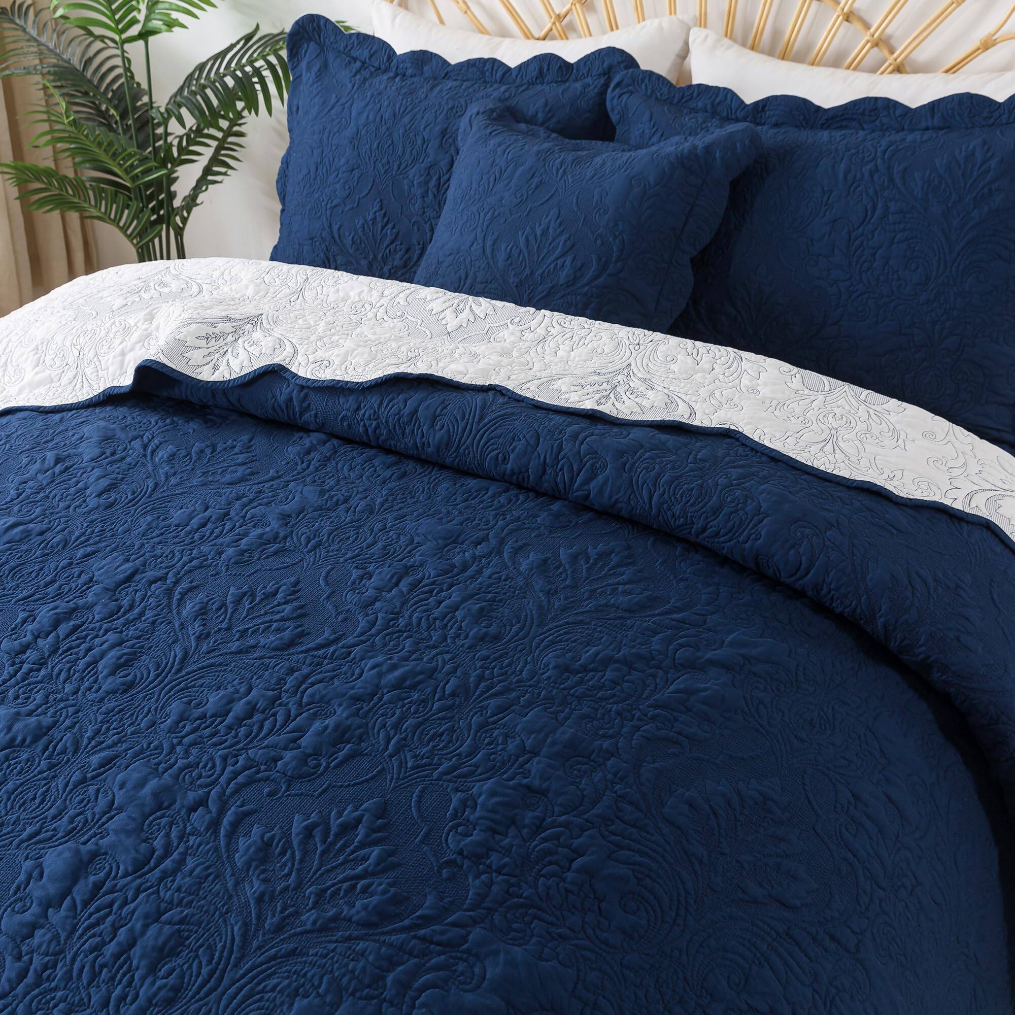 Navy-white-Queen/Full-90"x96"